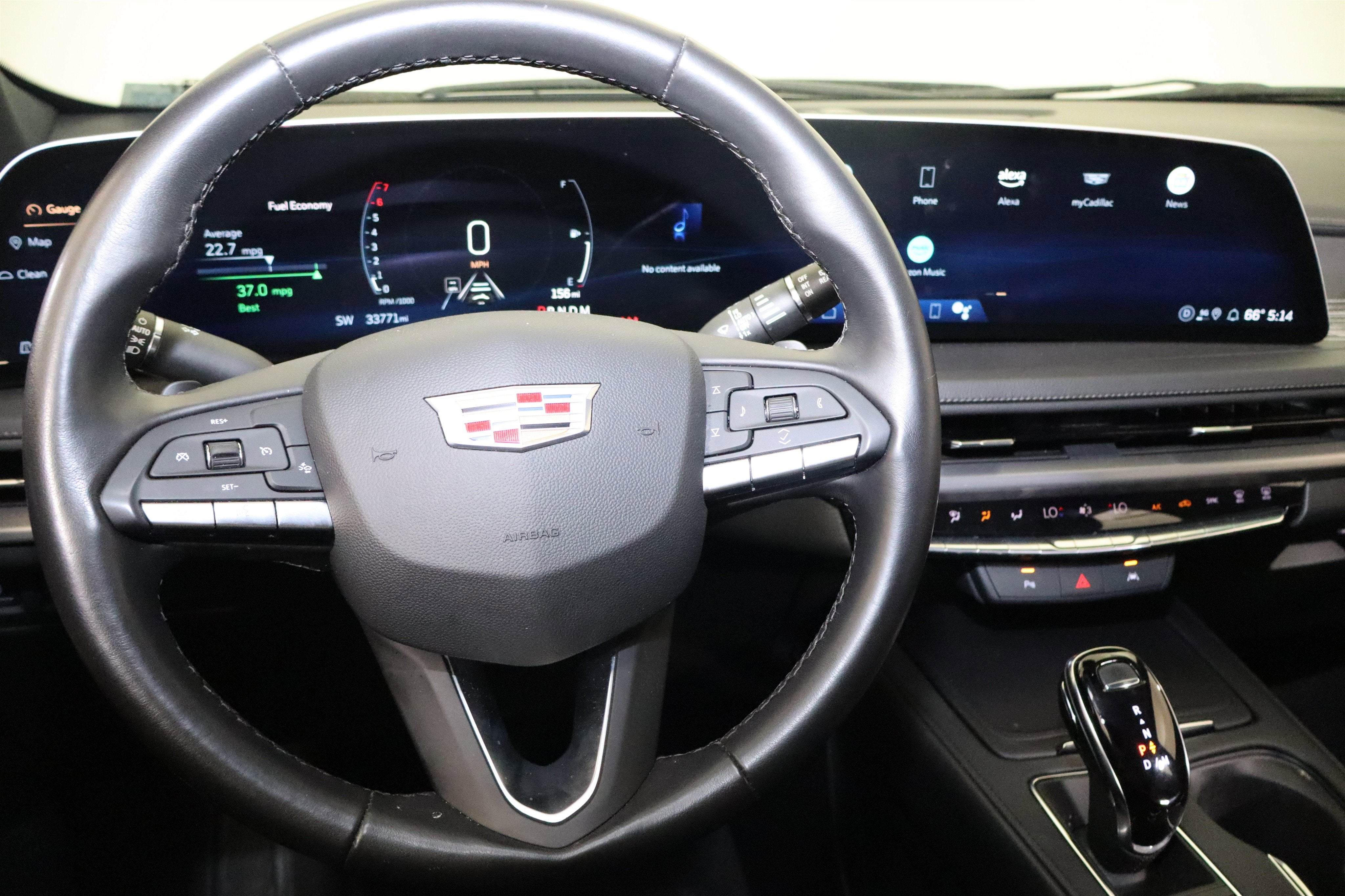 2025 Cadillac XT4 FWD Premium Luxury