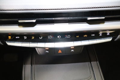 2025 Cadillac XT4 FWD Premium Luxury
