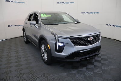 2025 Cadillac XT4 FWD Premium Luxury