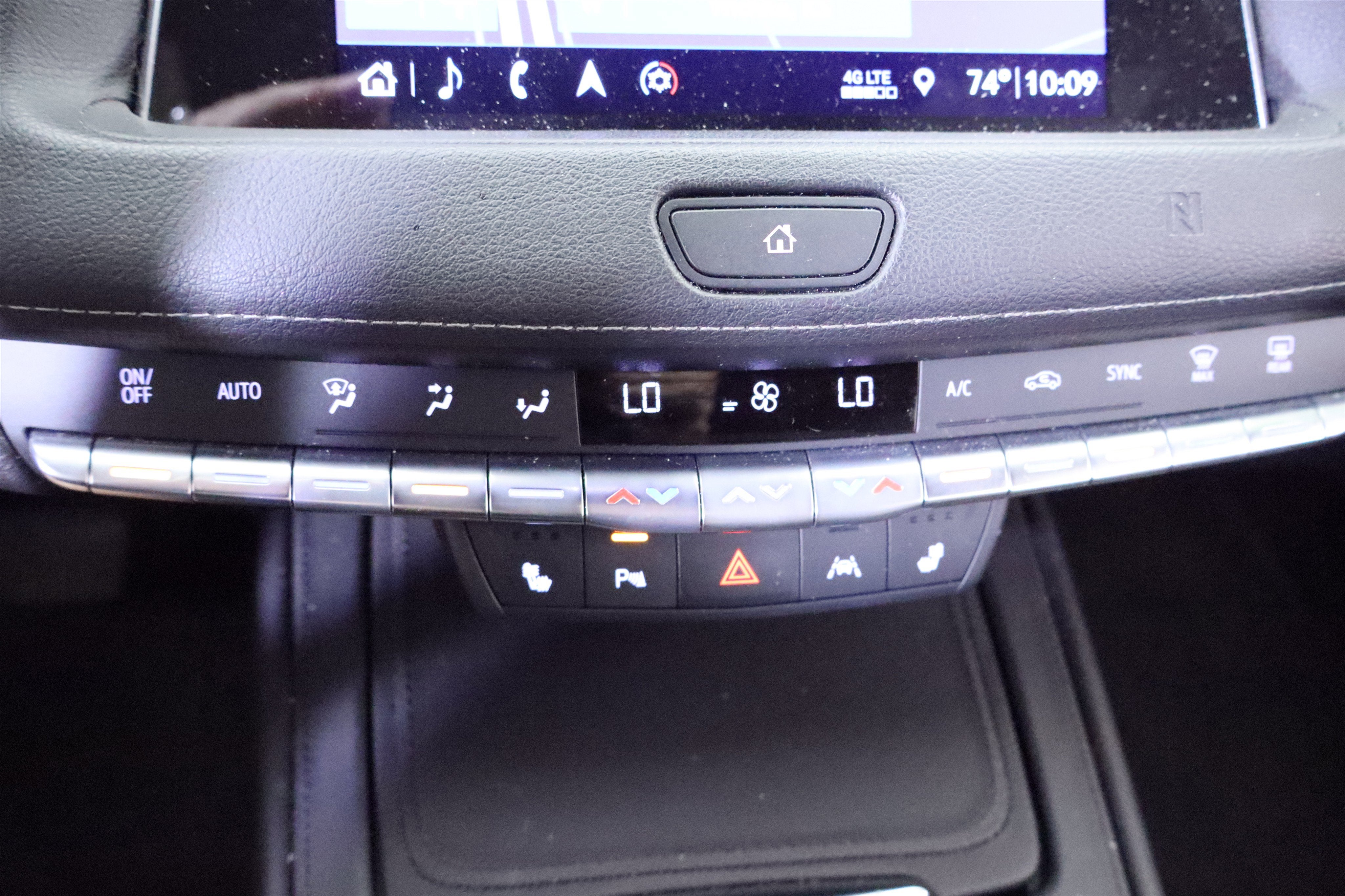 2019 Cadillac XT4 AWD Premium Luxury