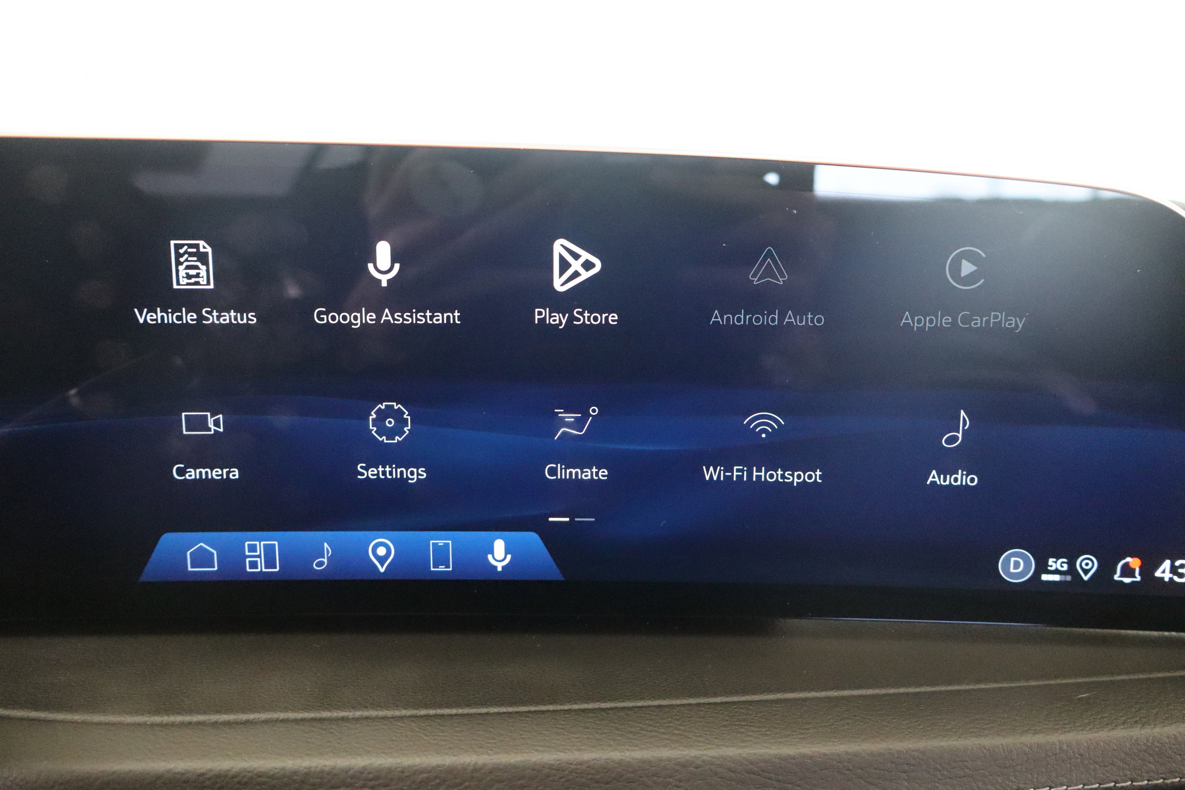 2025 Cadillac XT4 AWD Premium Luxury