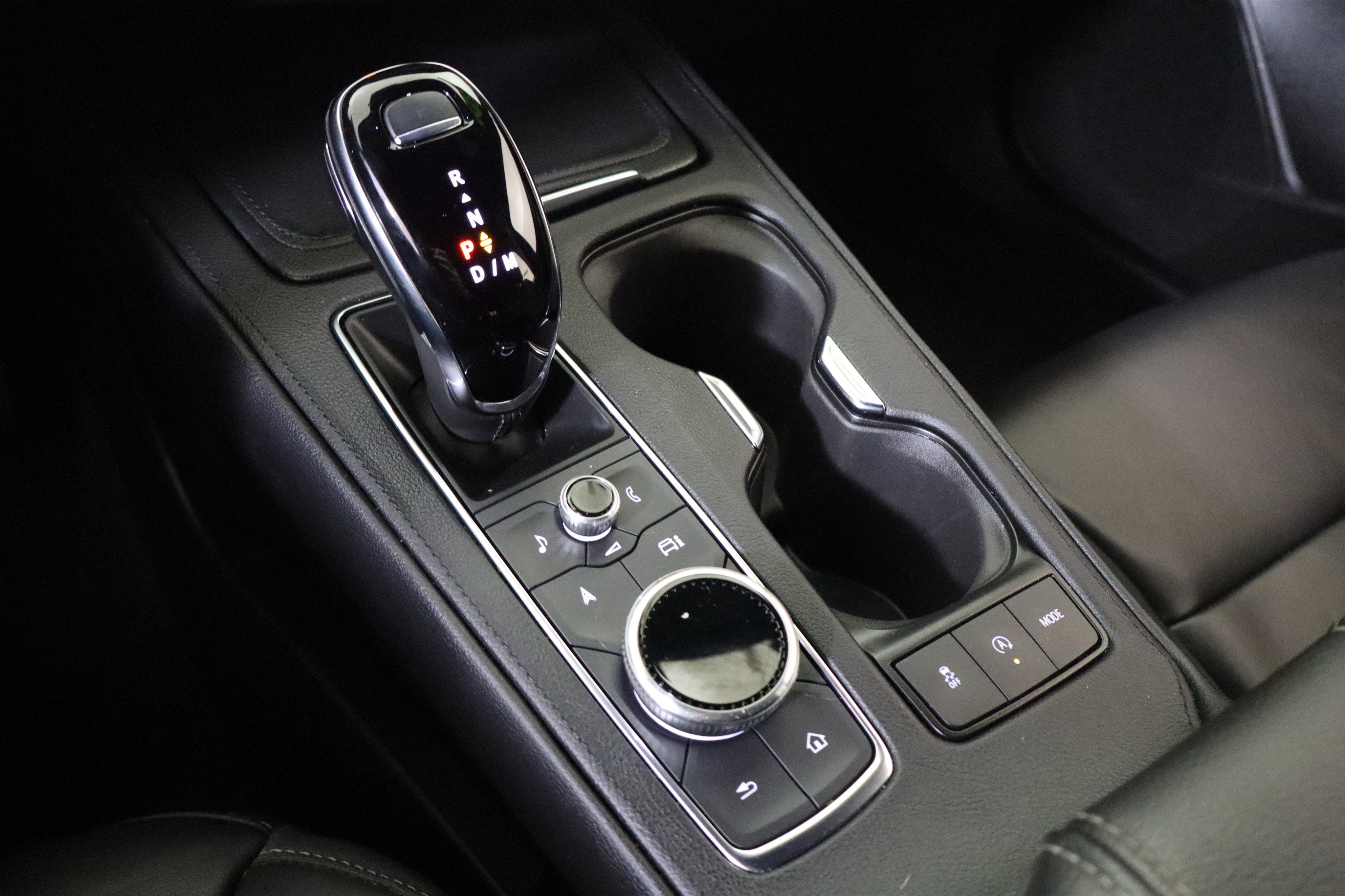 2025 Cadillac XT4 AWD Premium Luxury