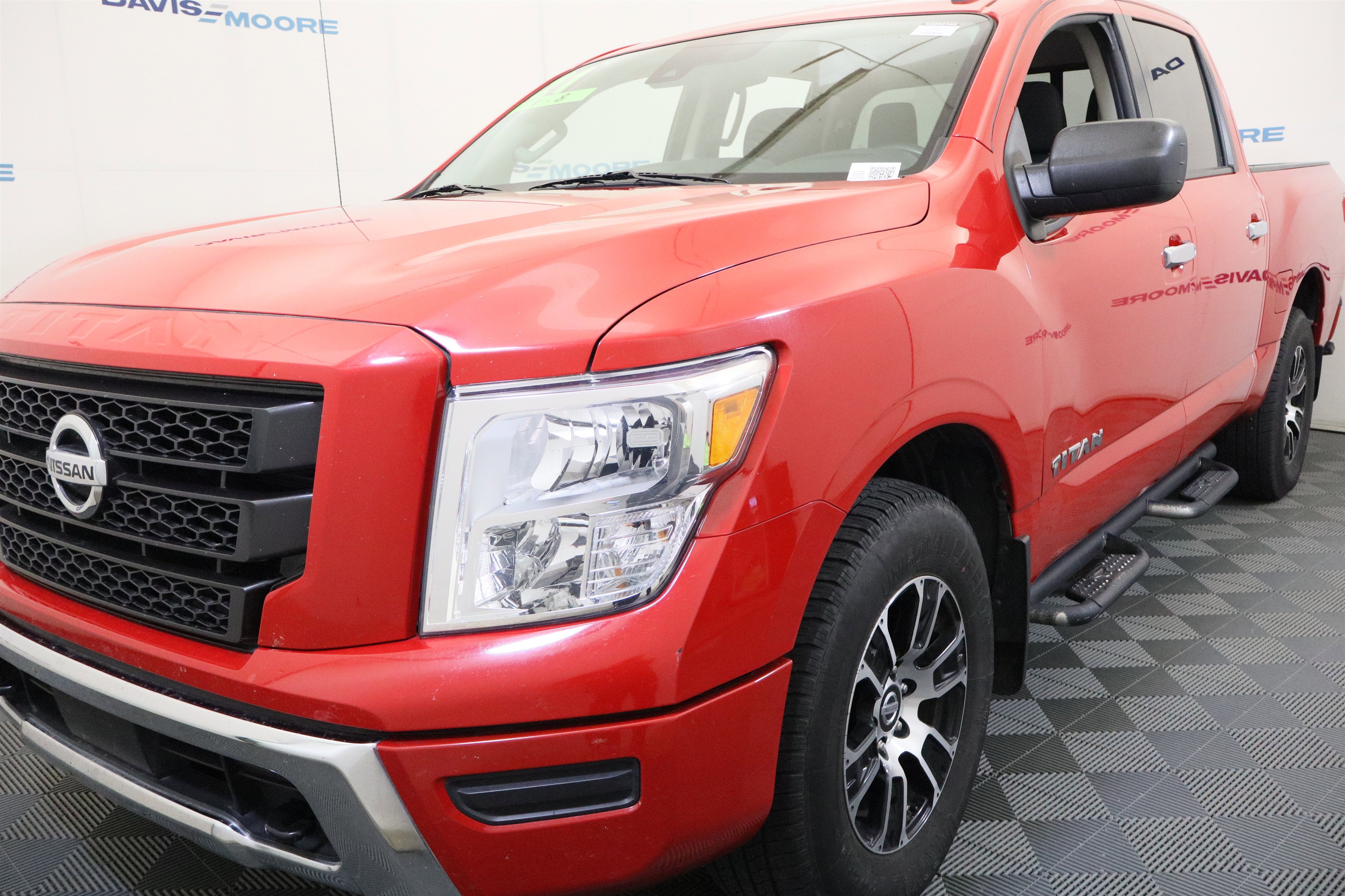 2021 Nissan Titan SV