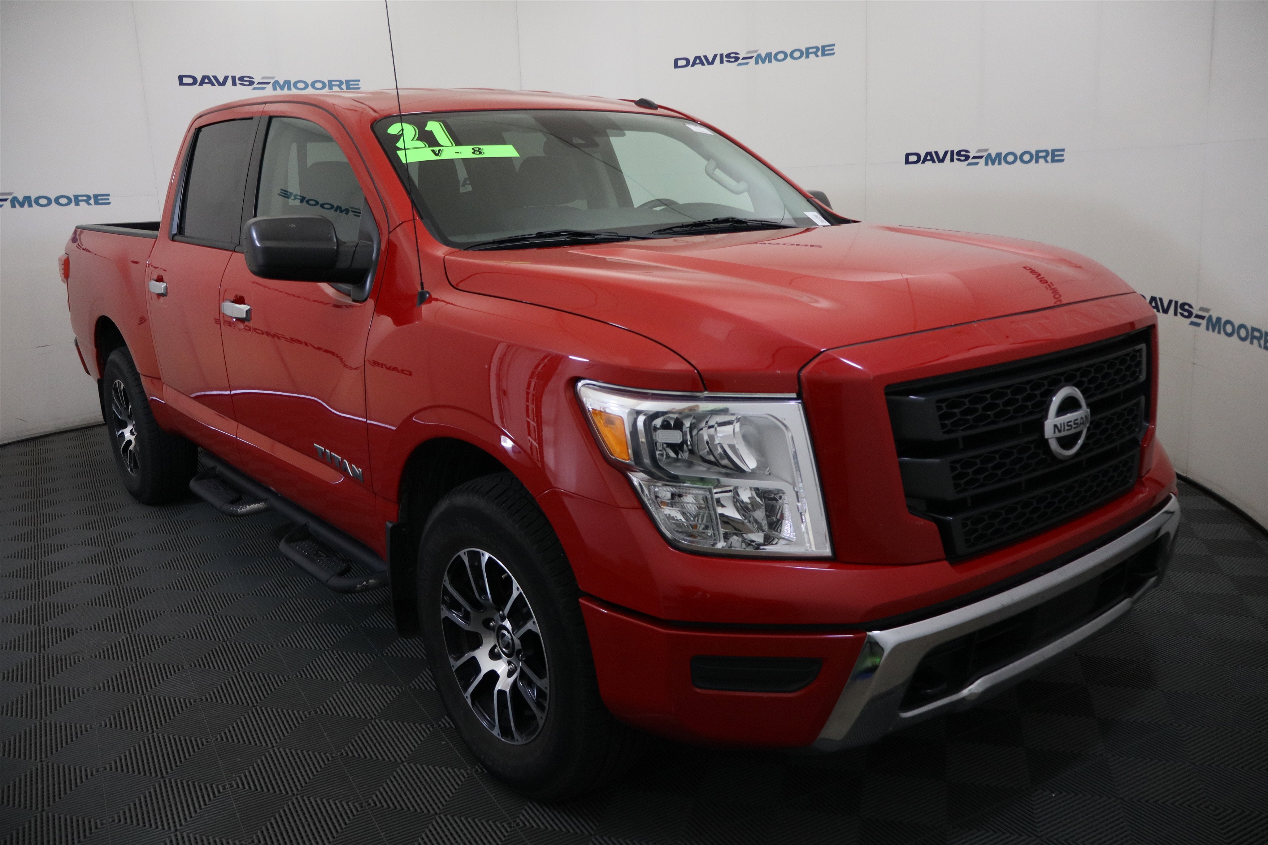 2021 Nissan Titan SV
