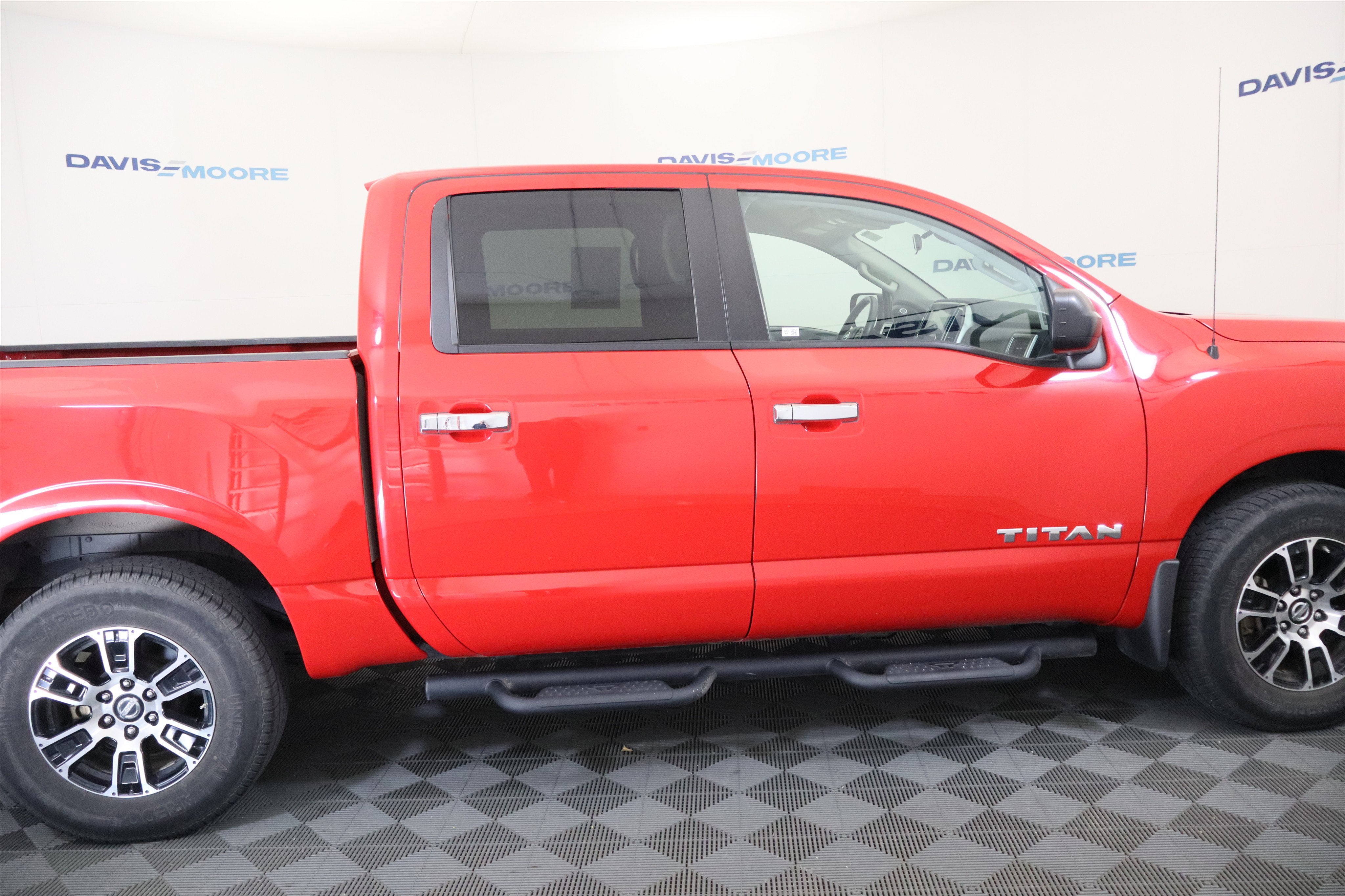 2021 Nissan Titan SV
