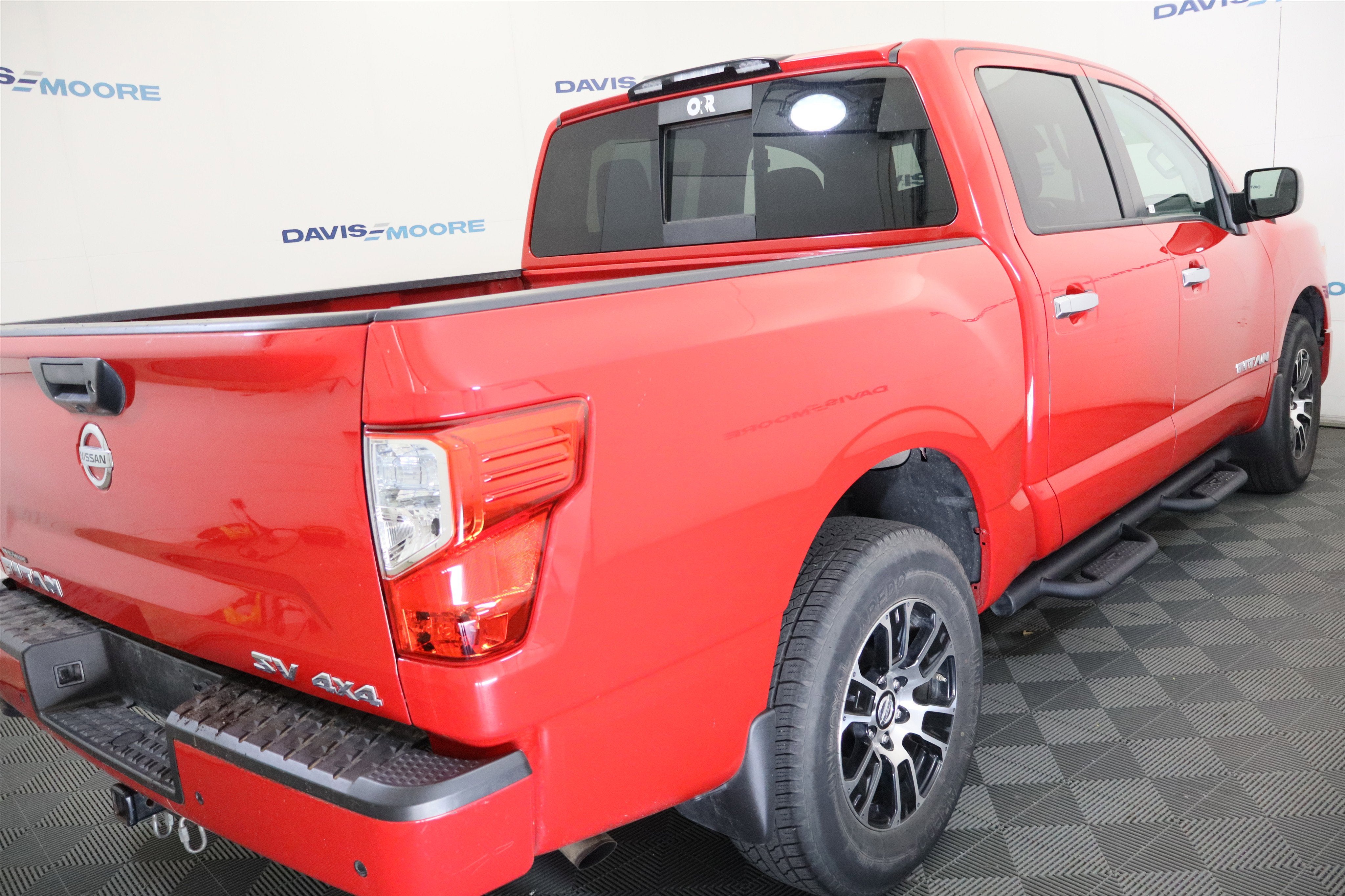 2021 Nissan Titan SV
