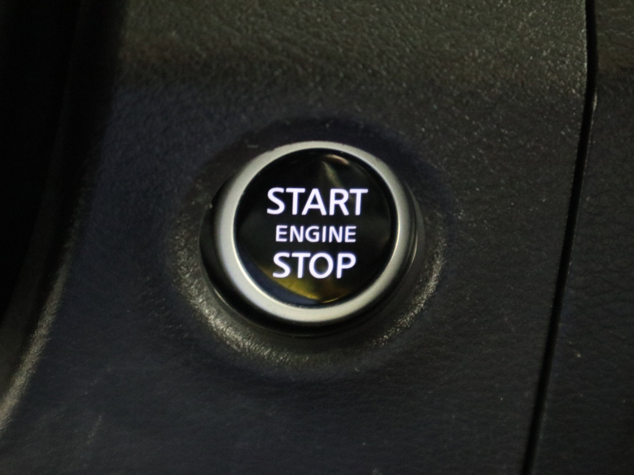 2023 Nissan Frontier PRO-X