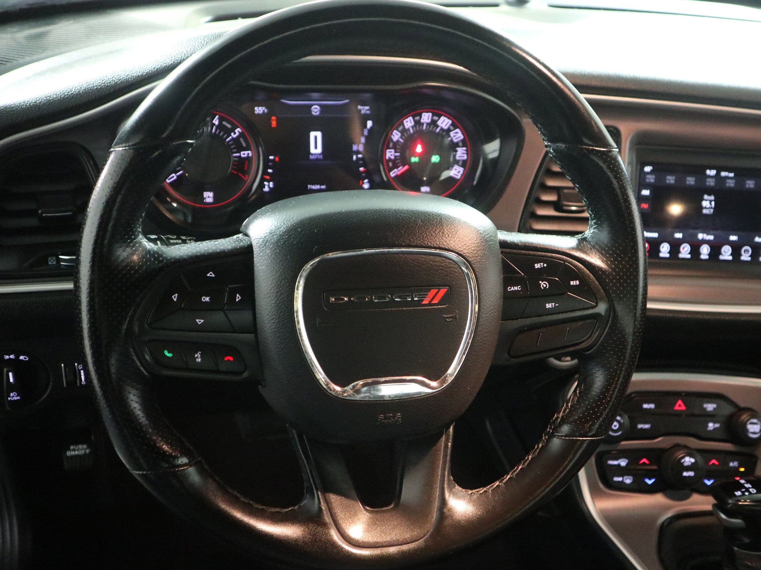 2022 Dodge Challenger SXT