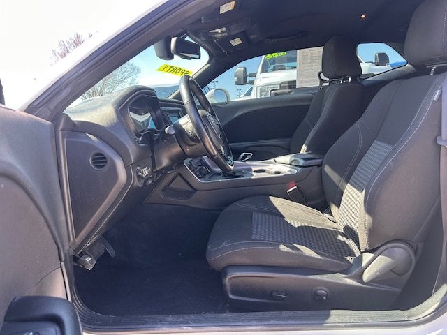 2022 Dodge Challenger SXT