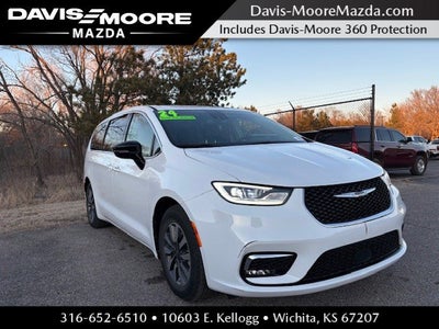 2024 Chrysler Pacifica Hybrid Select