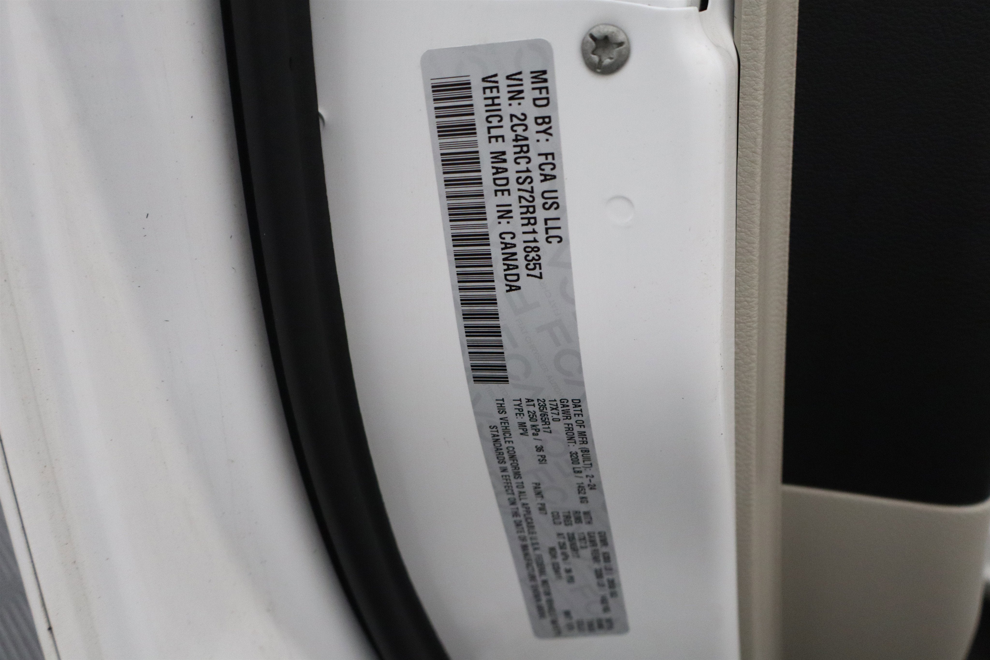 2024 Chrysler Pacifica Hybrid Select