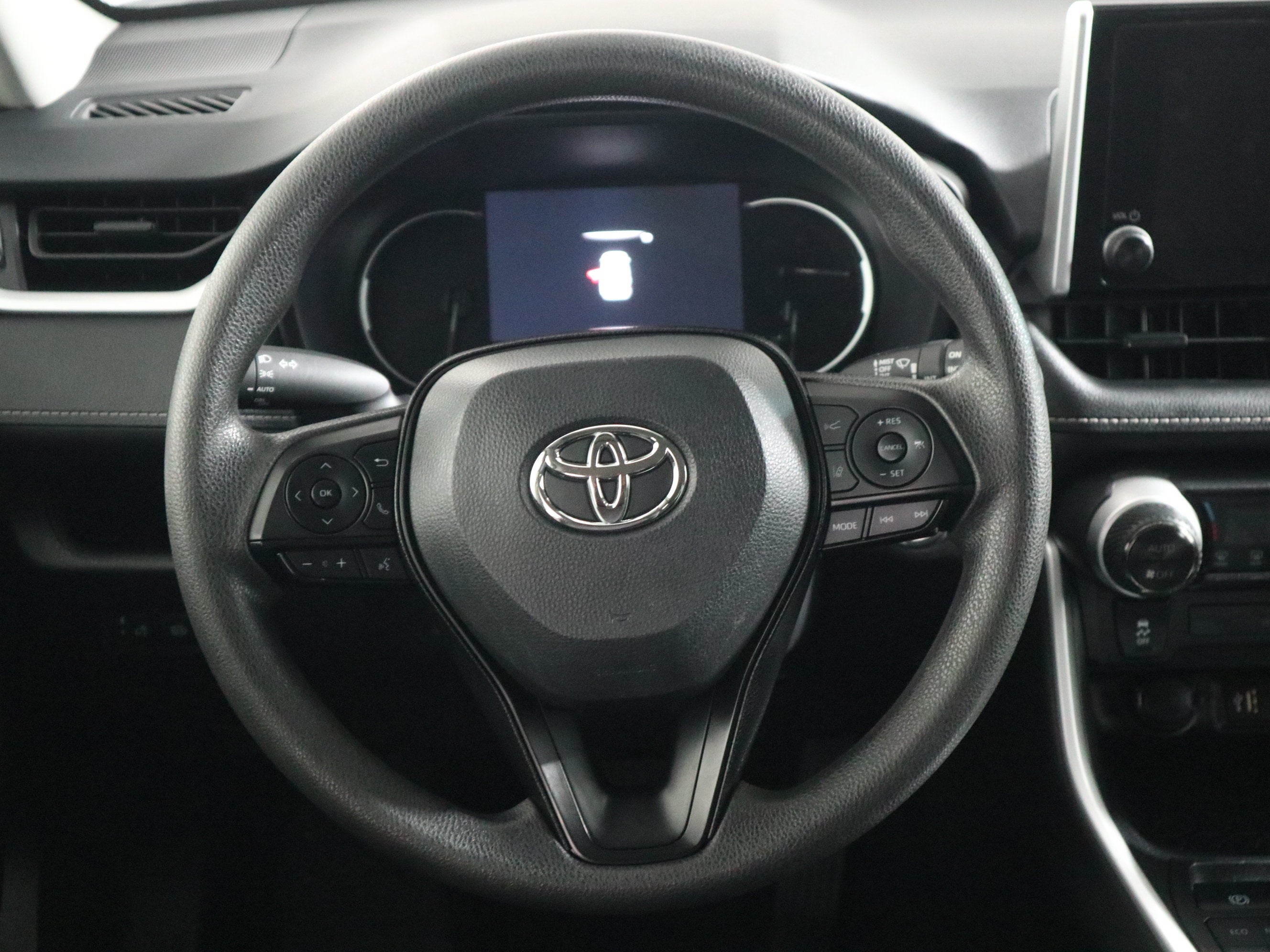 2025 Toyota RAV4 XLE AWD