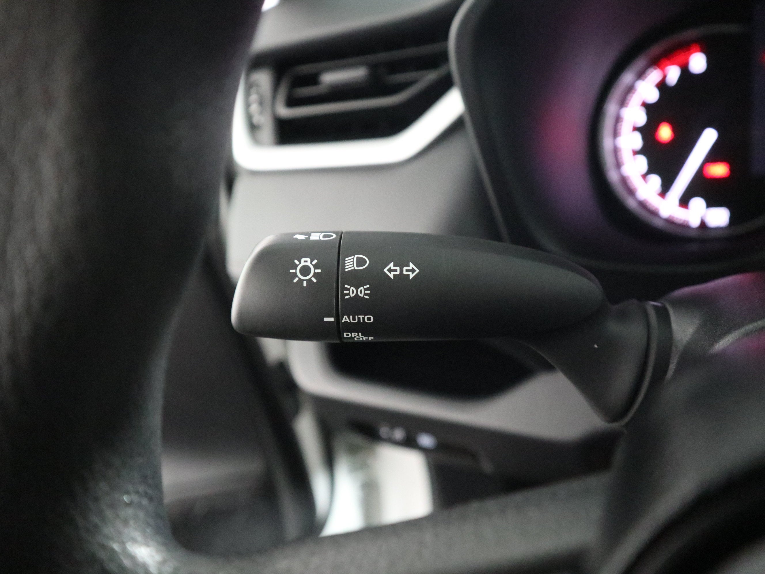 2025 Toyota RAV4 XLE AWD