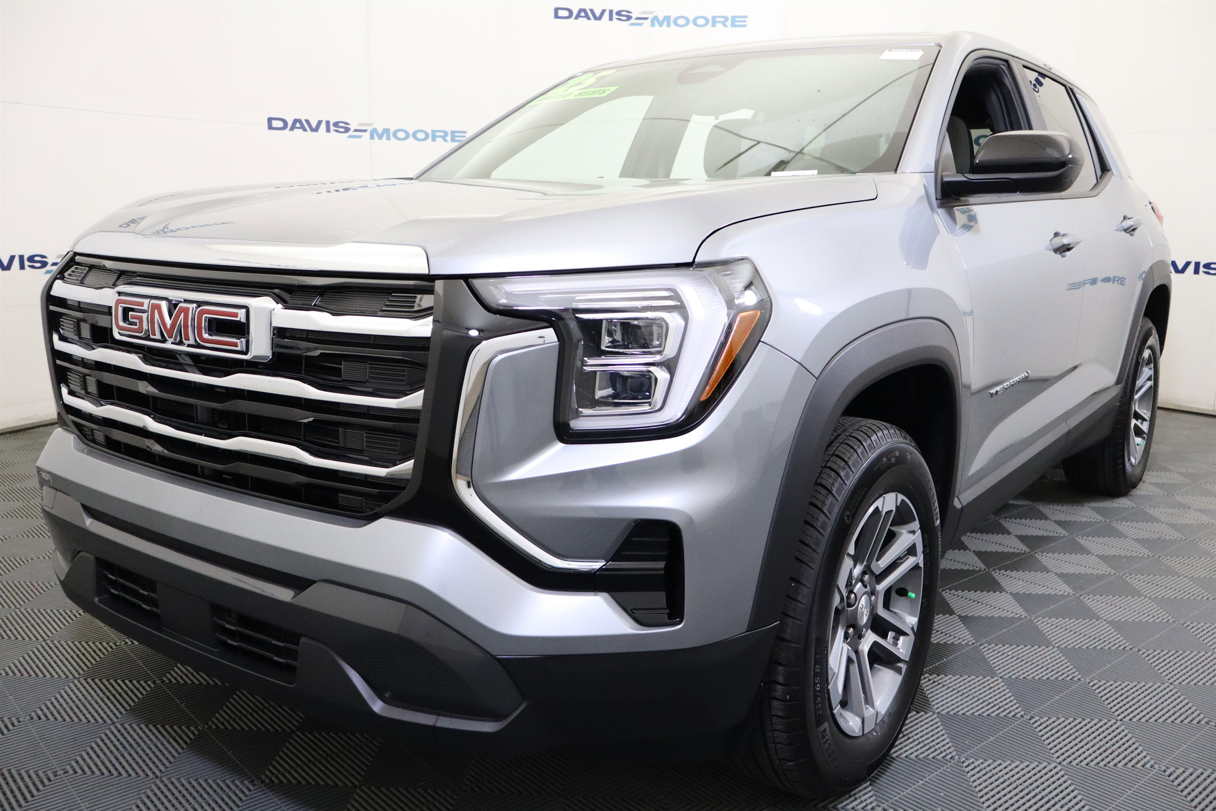 2025 GMC Terrain FWD Elevation