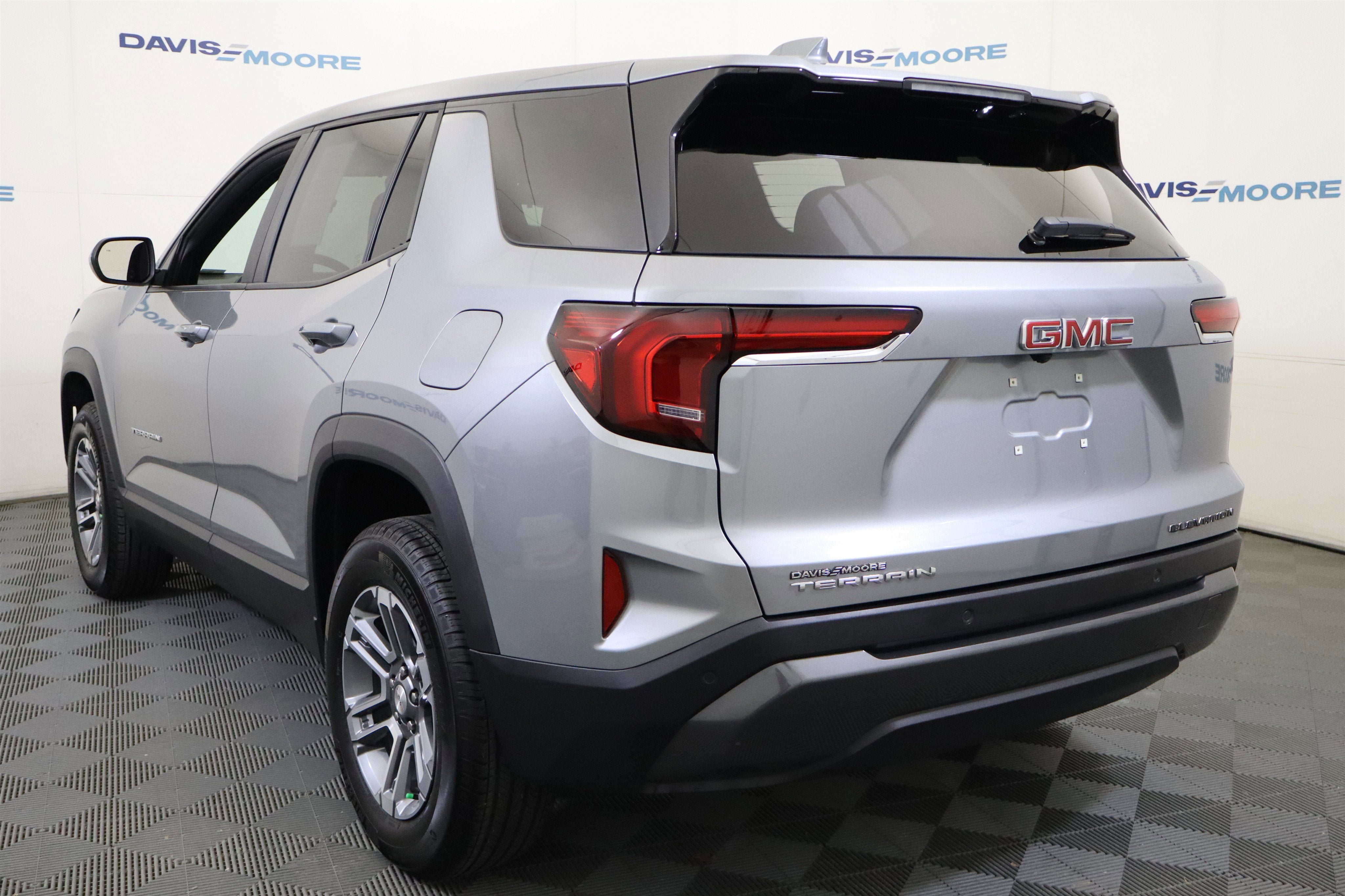 2025 GMC Terrain FWD Elevation