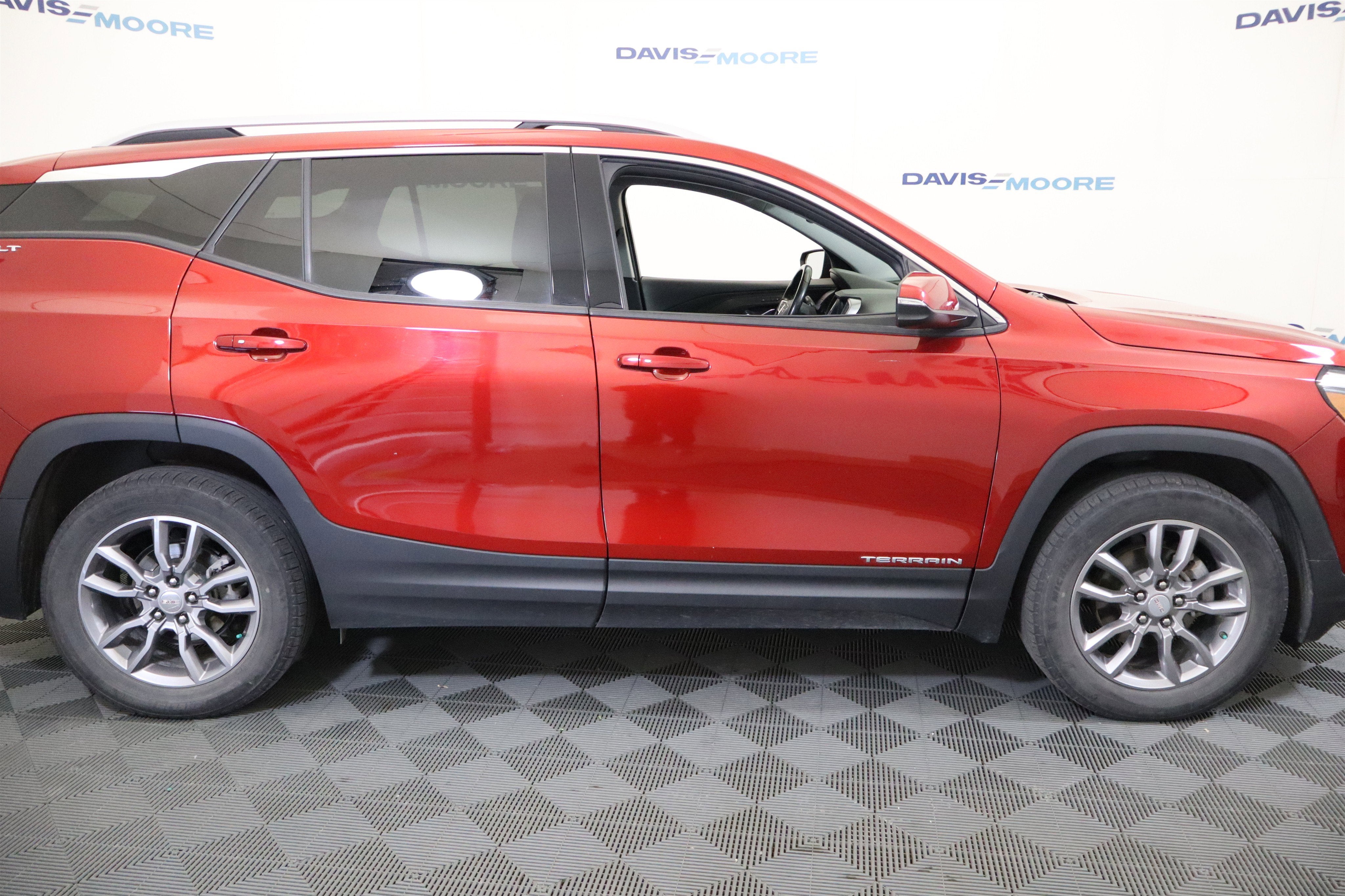 2022 GMC Terrain SLT