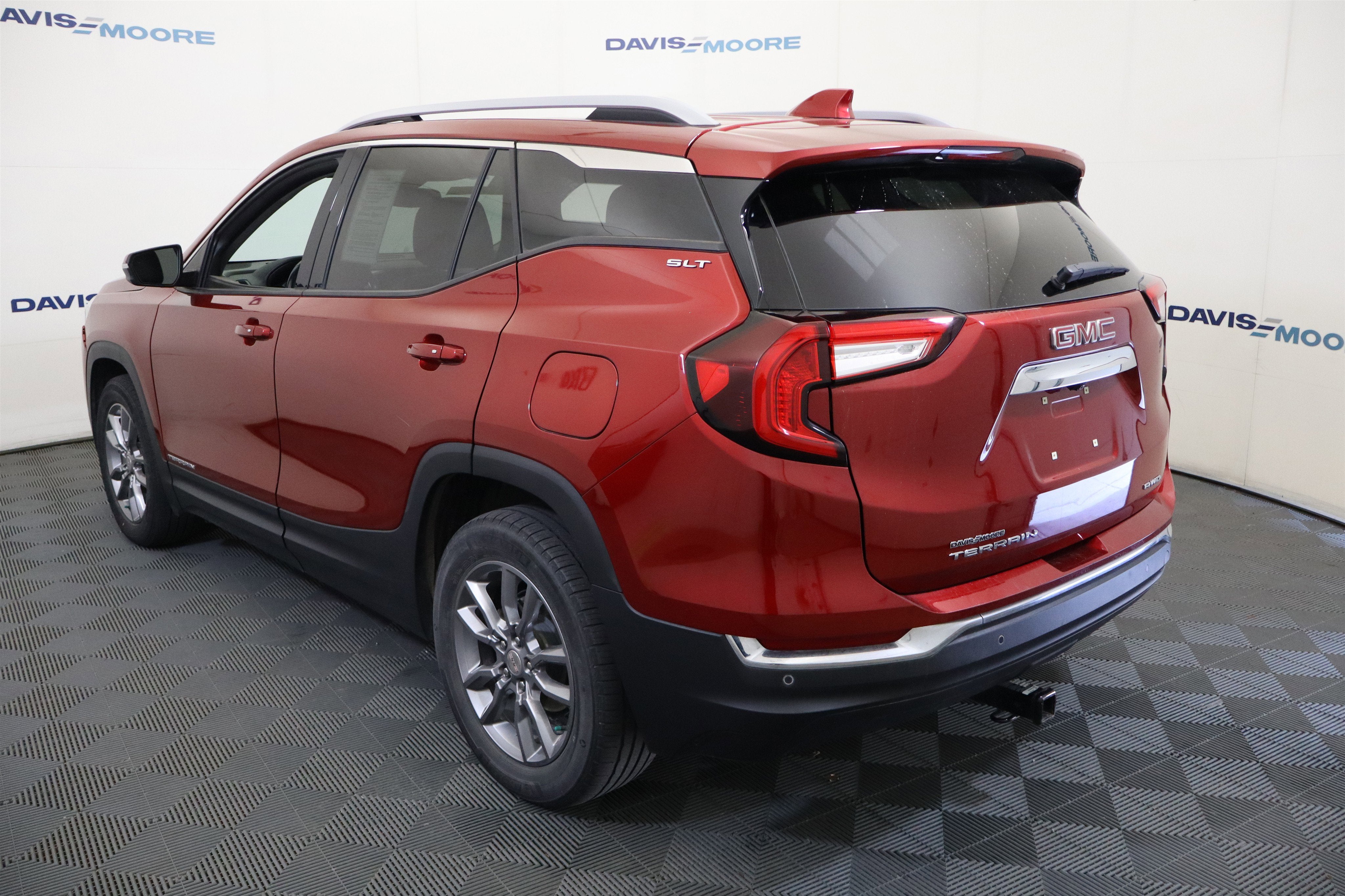 2022 GMC Terrain SLT