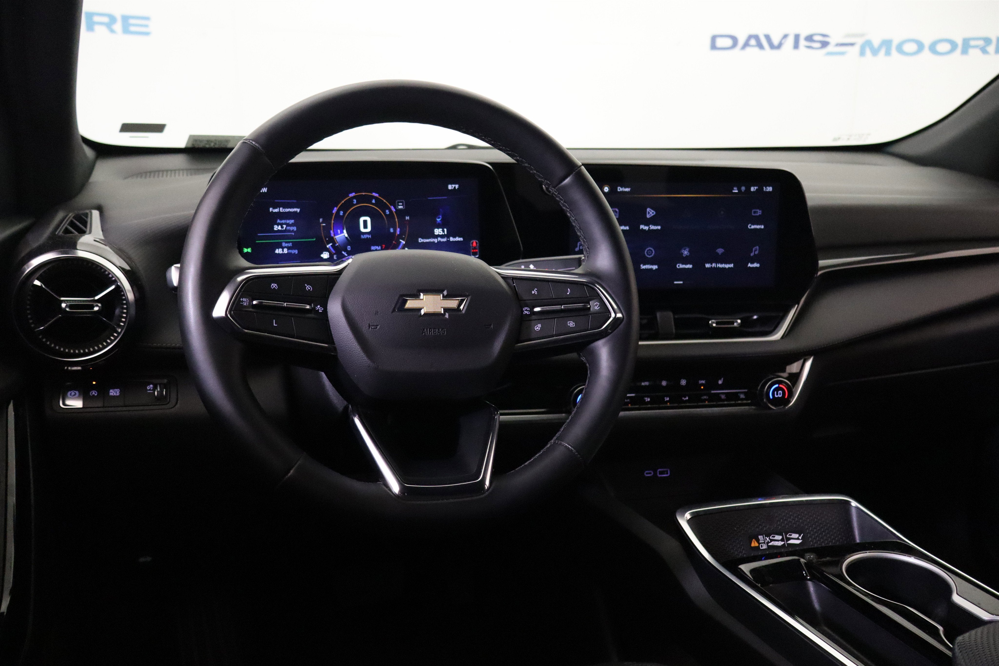 2025 Chevrolet Equinox FWD LT