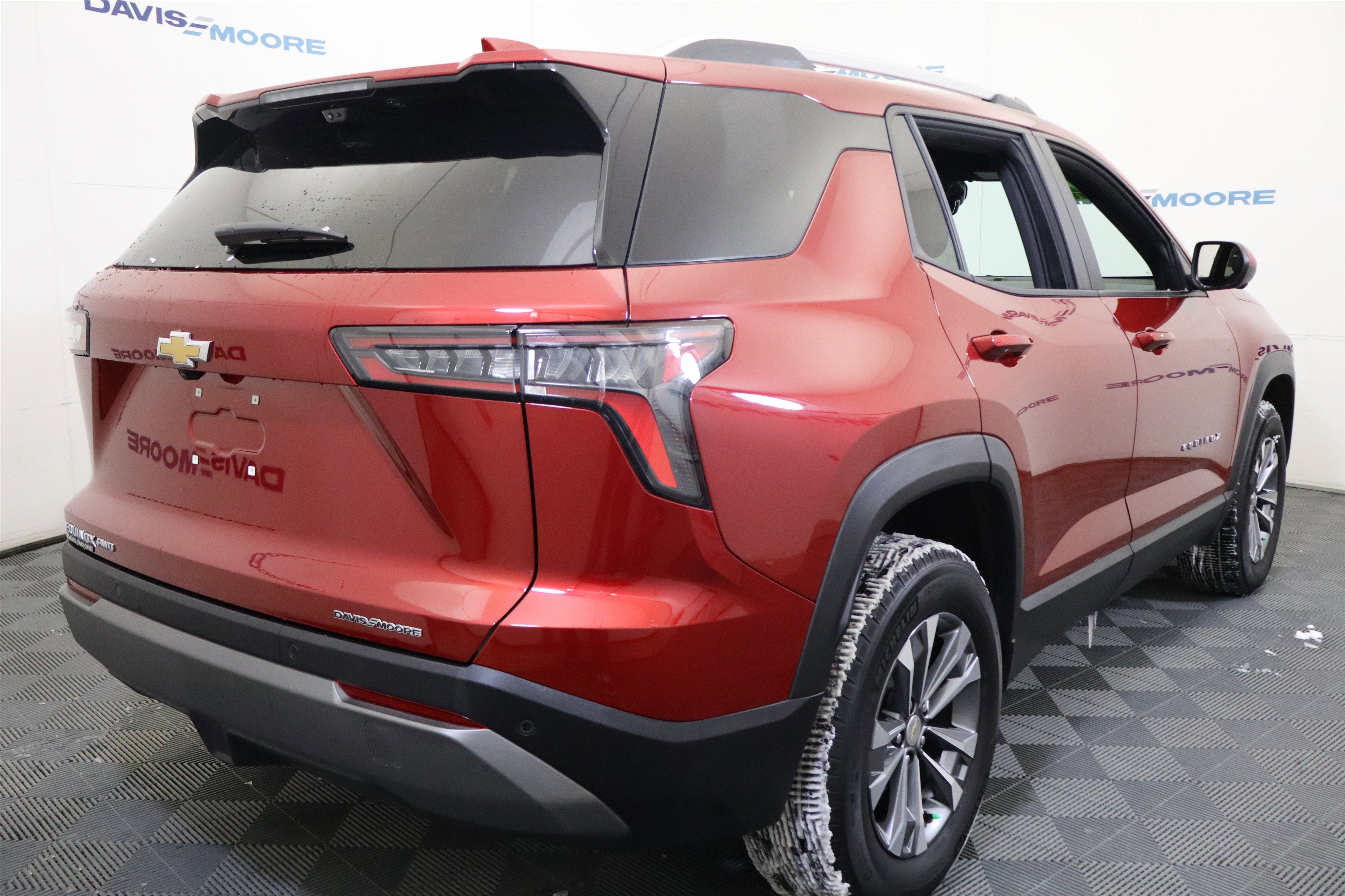 2025 Chevrolet Equinox AWD LT