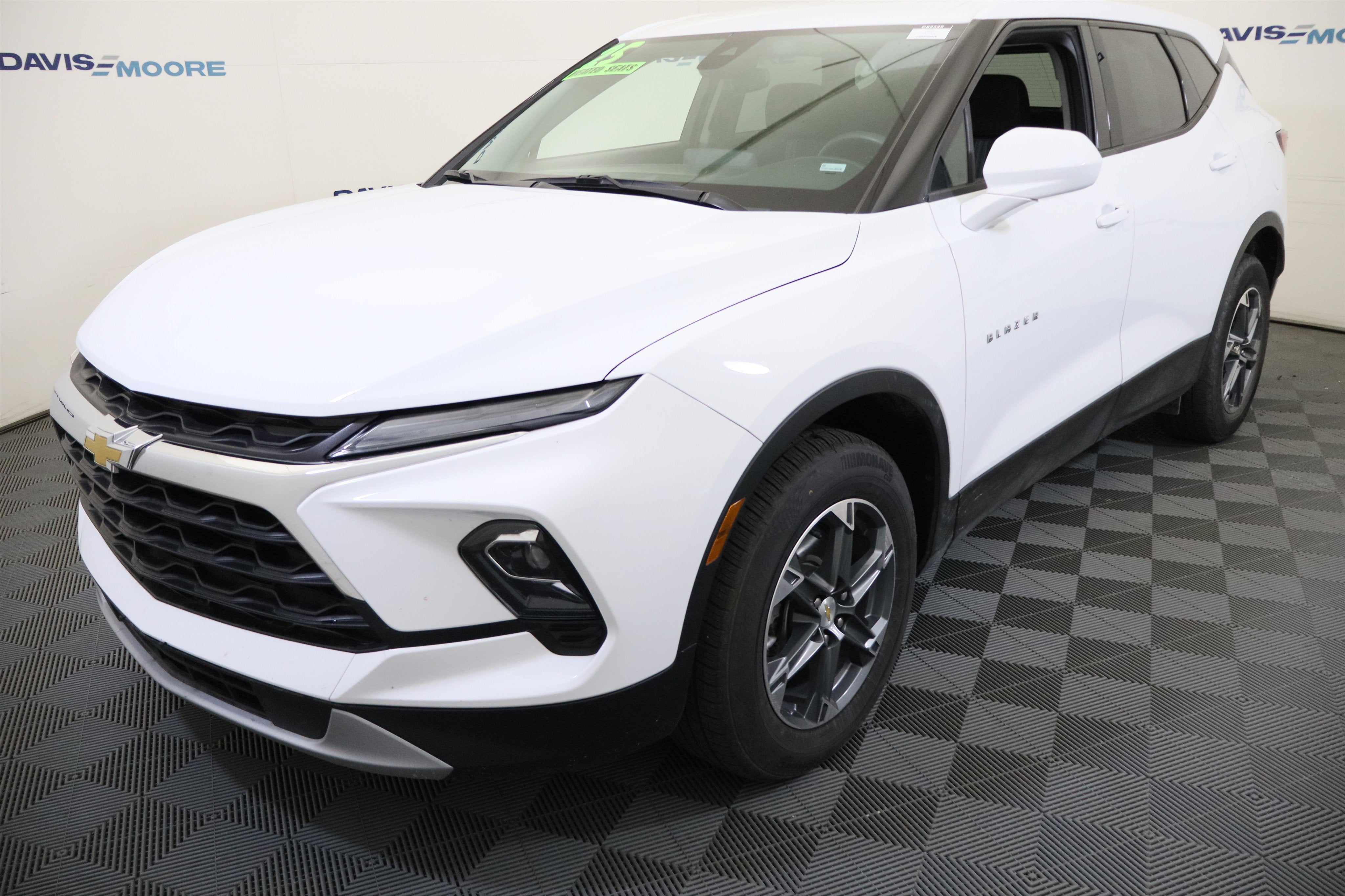 2025 Chevrolet Blazer LT