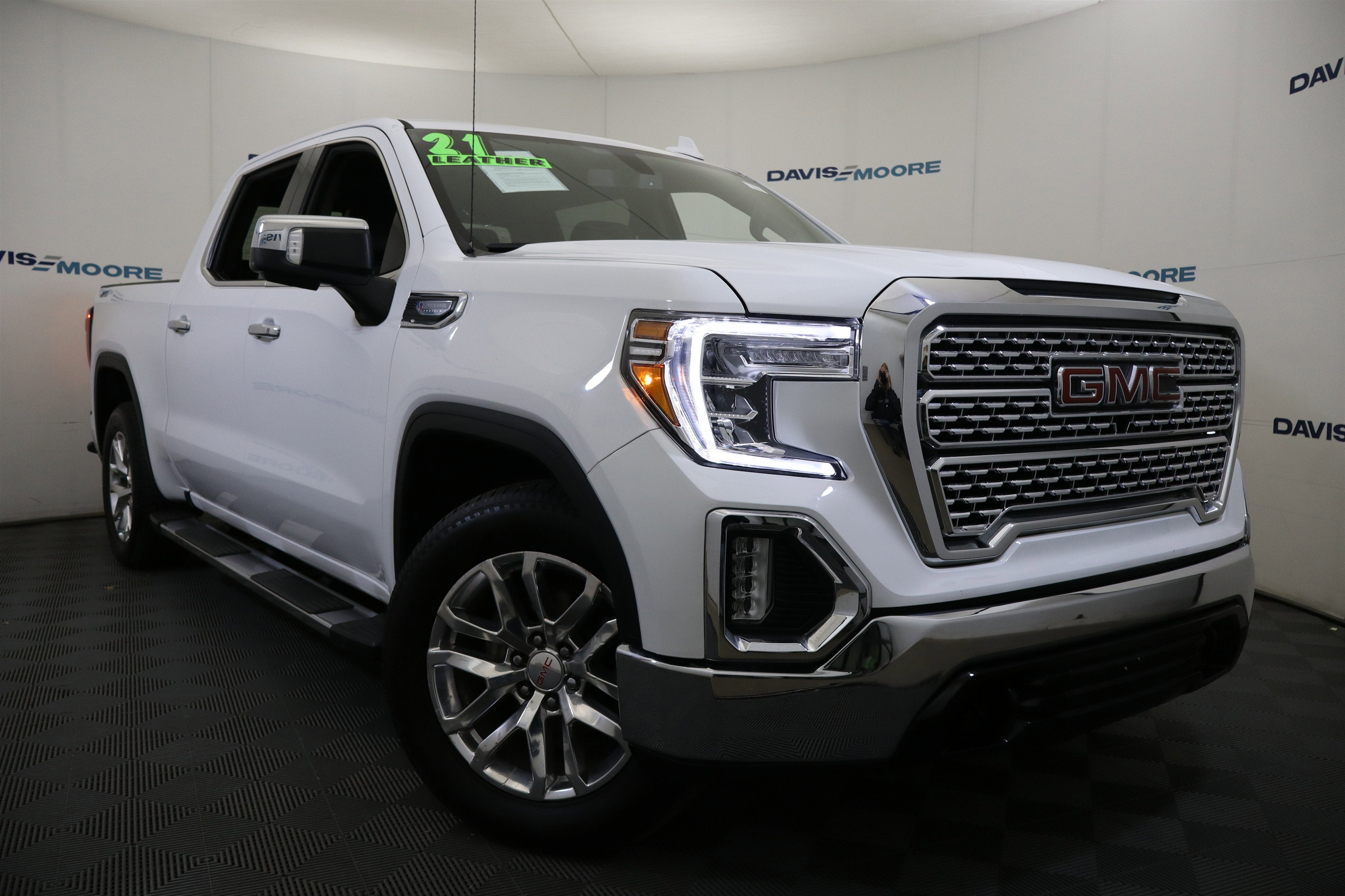 2021 GMC Sierra 1500 SLT