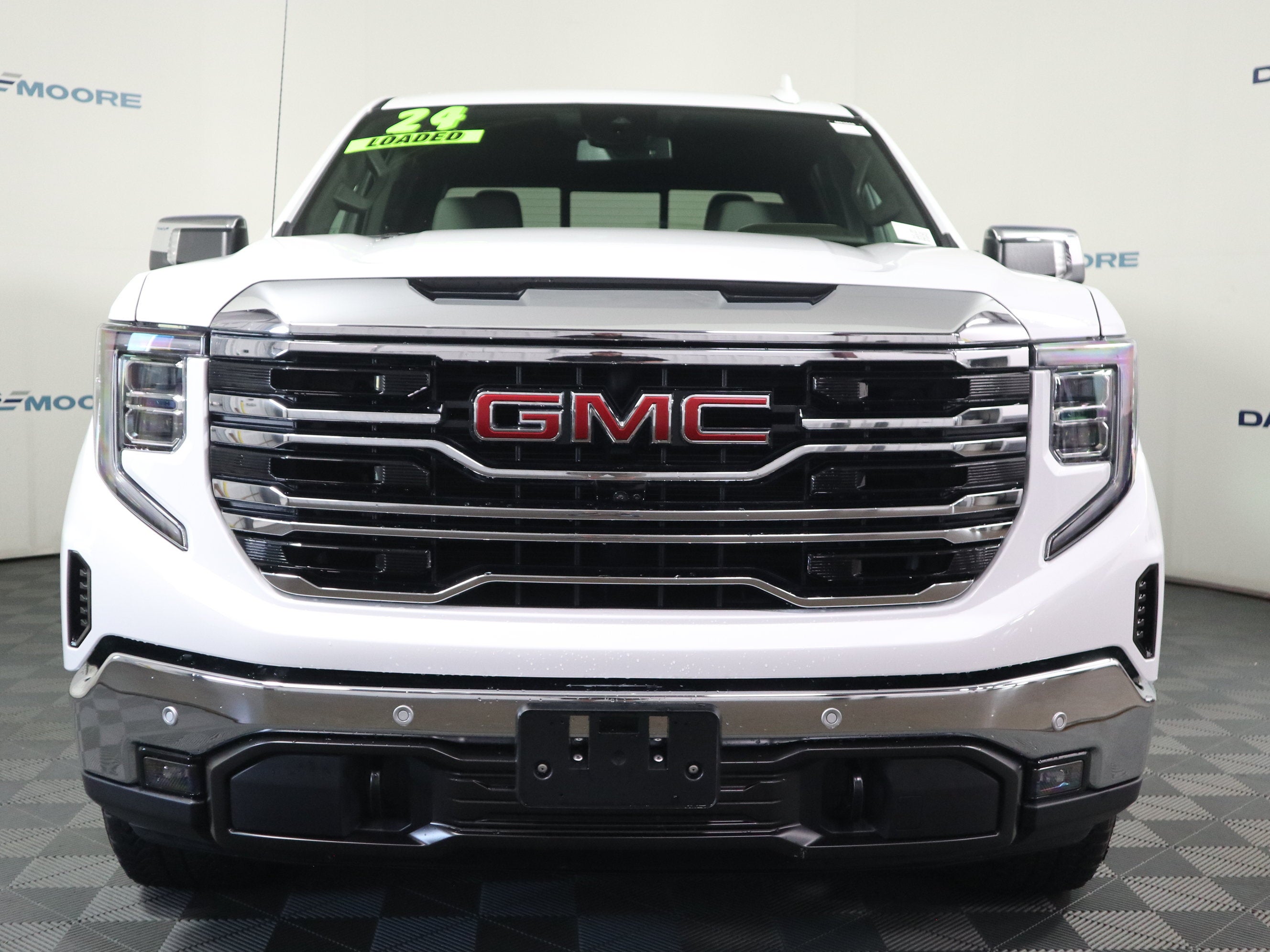 2024 GMC Sierra 1500 SLT Crew Cab 4WD
