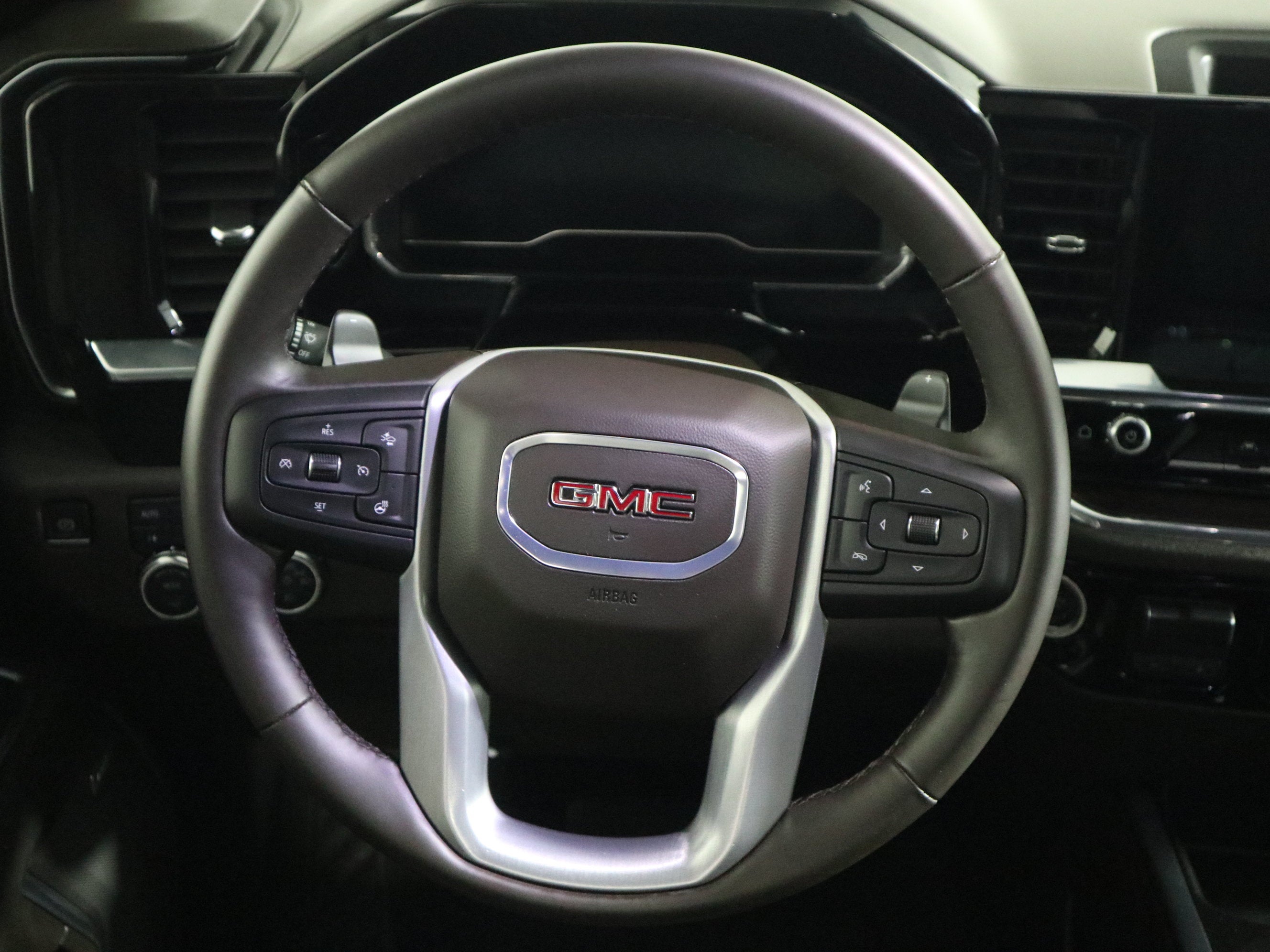 2024 GMC Sierra 1500 SLT Crew Cab 4WD
