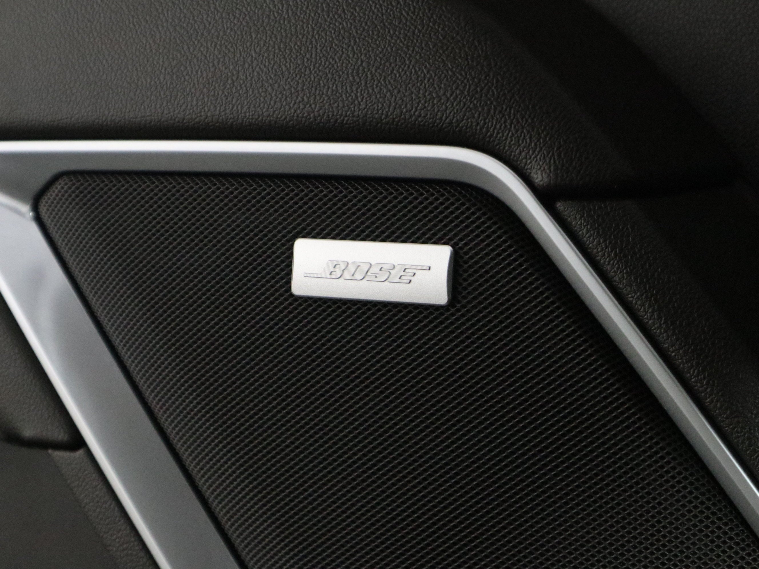 2024 GMC Sierra 1500 SLT Crew Cab 4WD