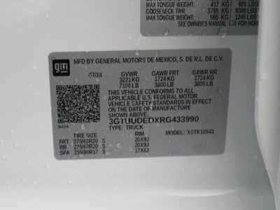 2024 GMC Sierra 1500 SLT Crew Cab 4WD