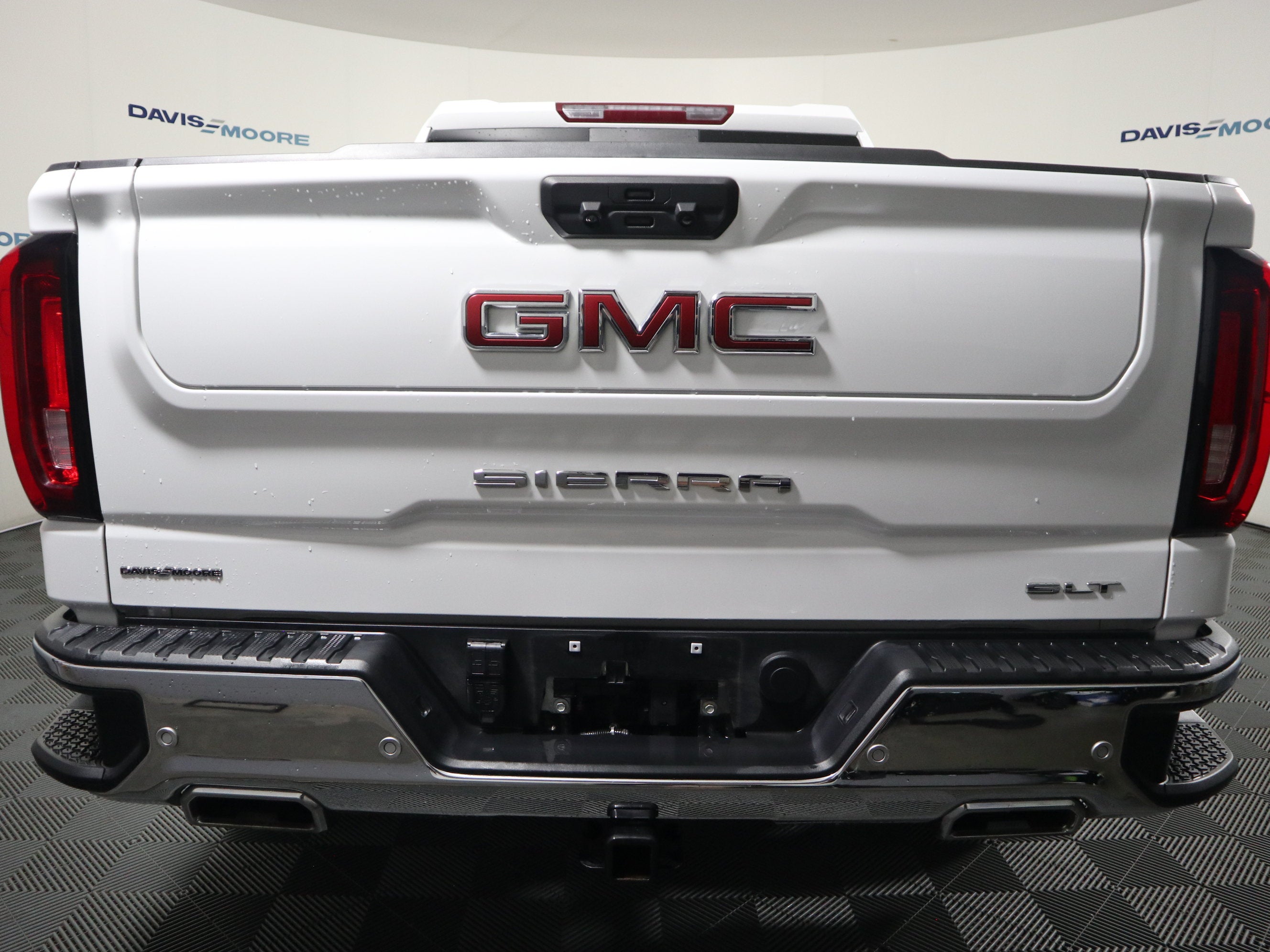 2024 GMC Sierra 1500 SLT Crew Cab 4WD