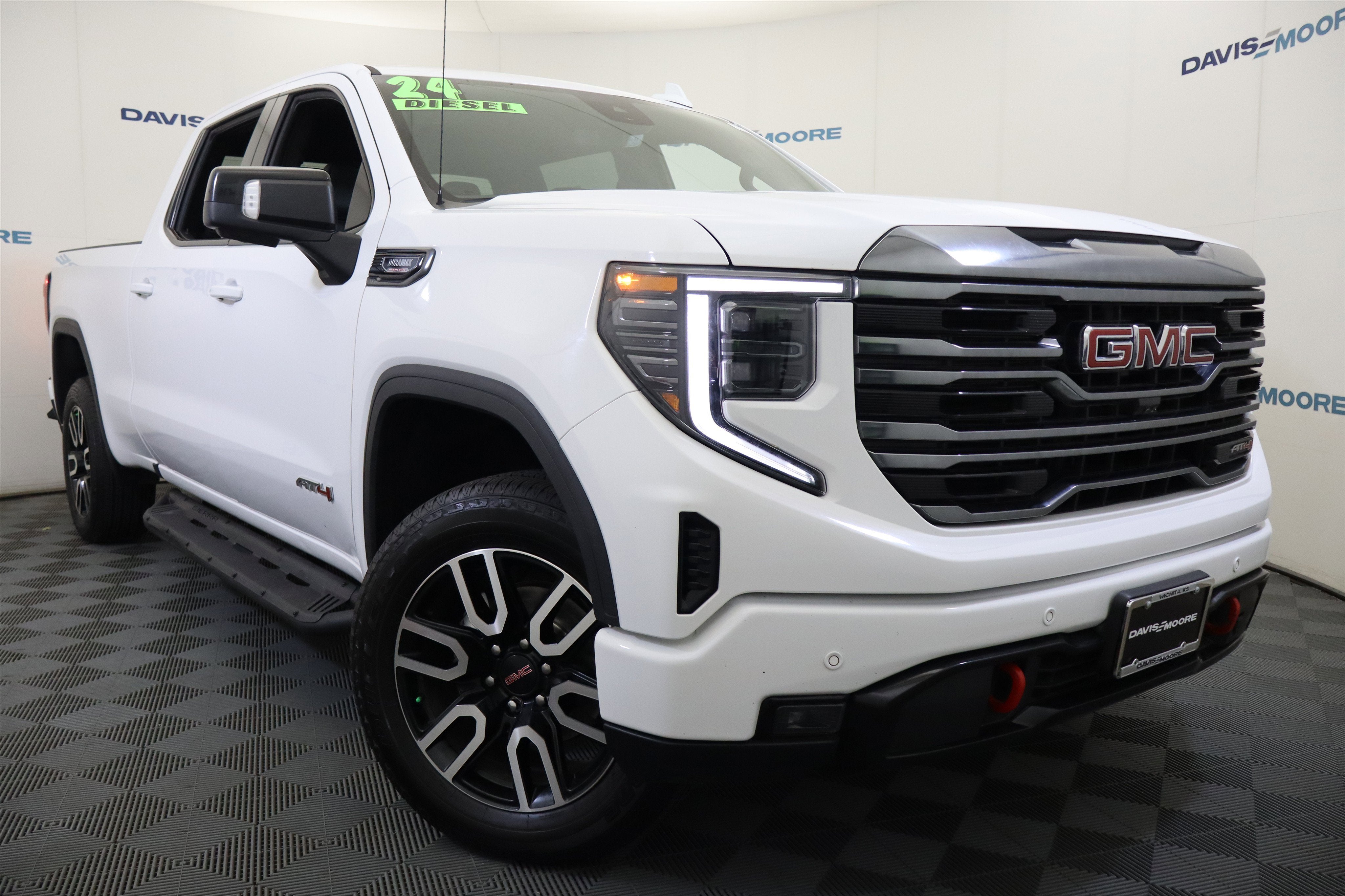 2024 GMC Sierra 1500 AT4