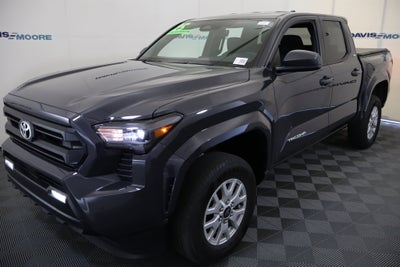 2025 Toyota Tacoma 4WD SR5