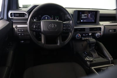 2025 Toyota Tacoma 4WD SR5