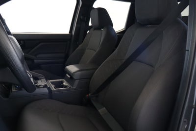 2025 Toyota Tacoma 4WD SR5