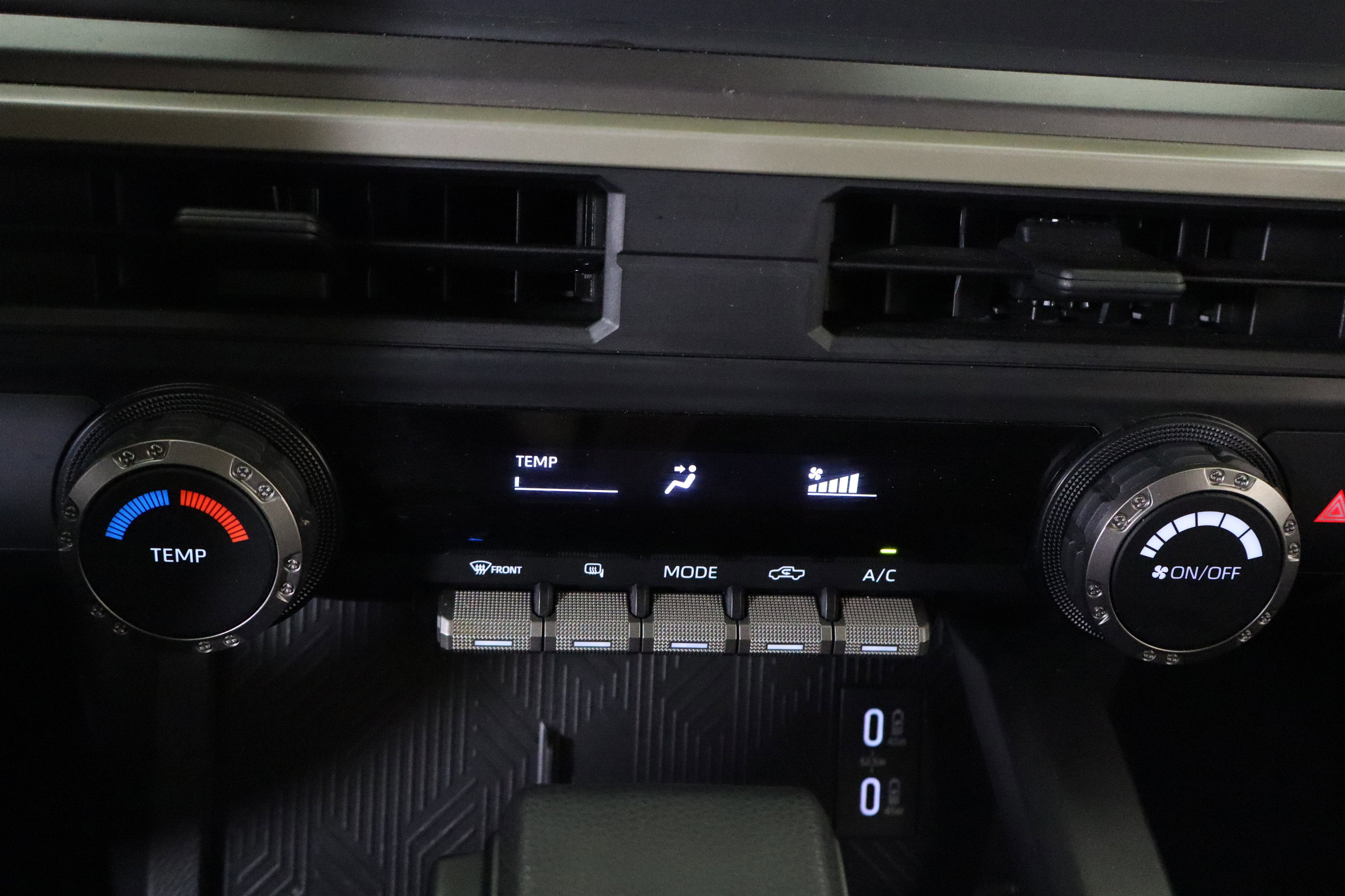 2025 Toyota Tacoma 4WD SR5