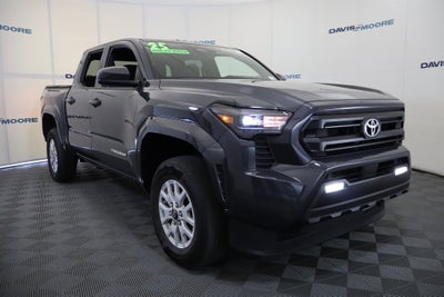 2025 Toyota Tacoma 4WD SR5