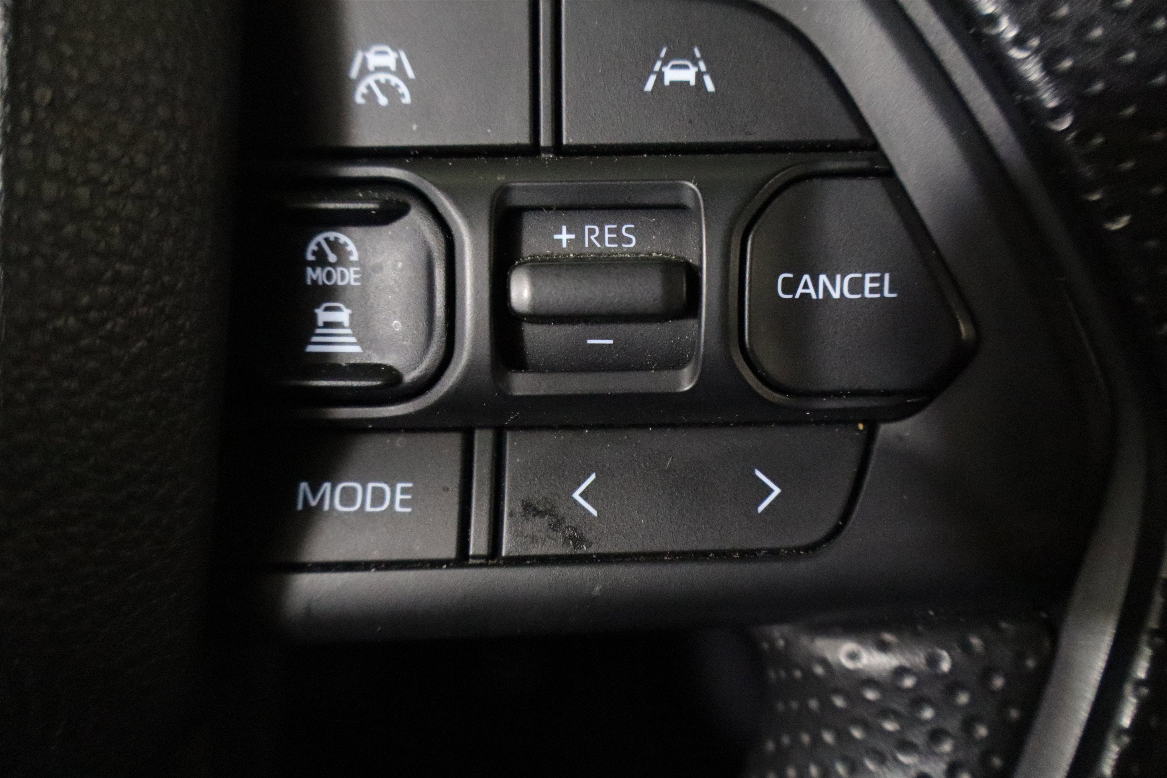 2025 Toyota Tacoma 4WD SR5