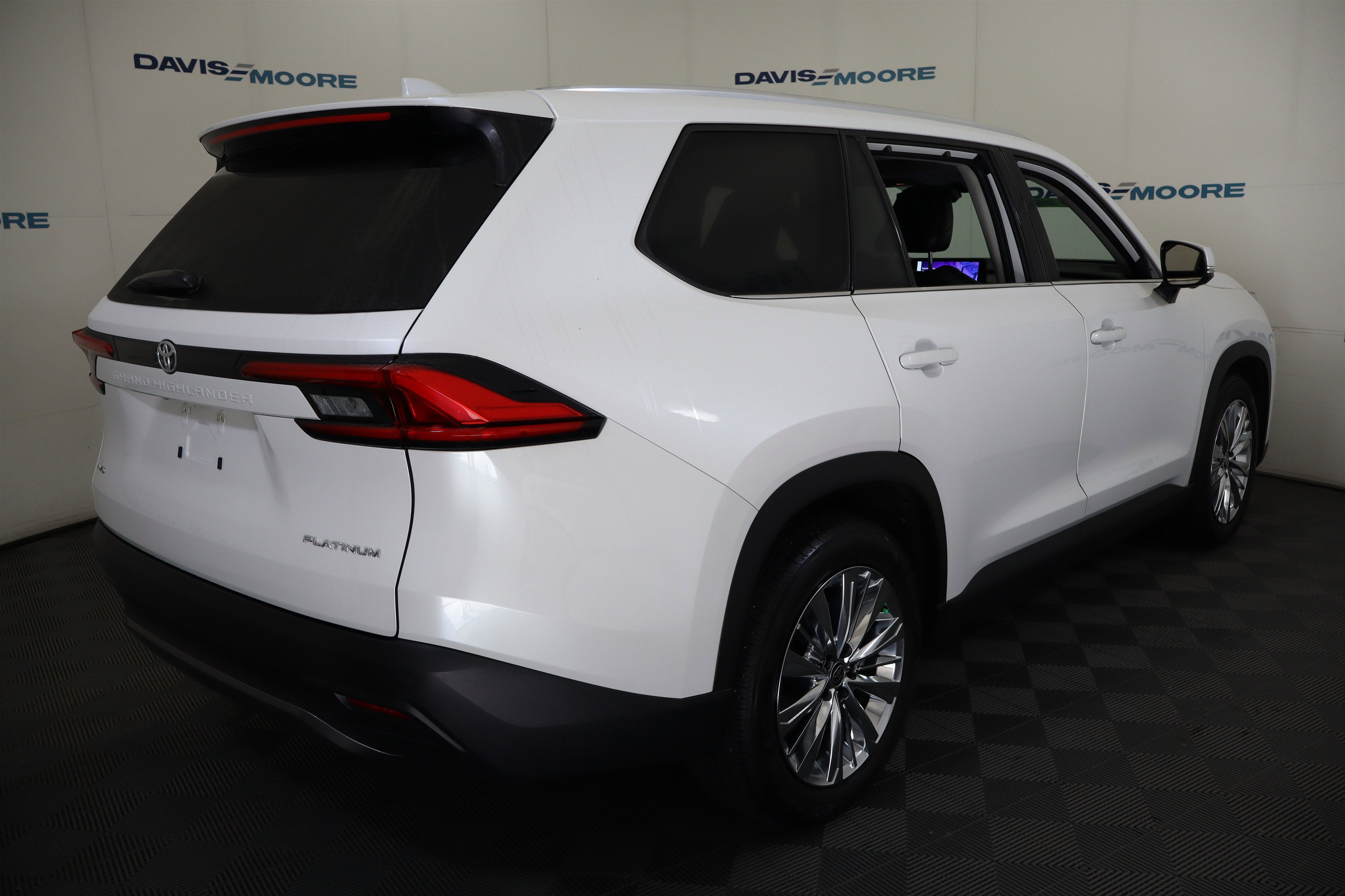 2024 Toyota Grand Highlander Platinum