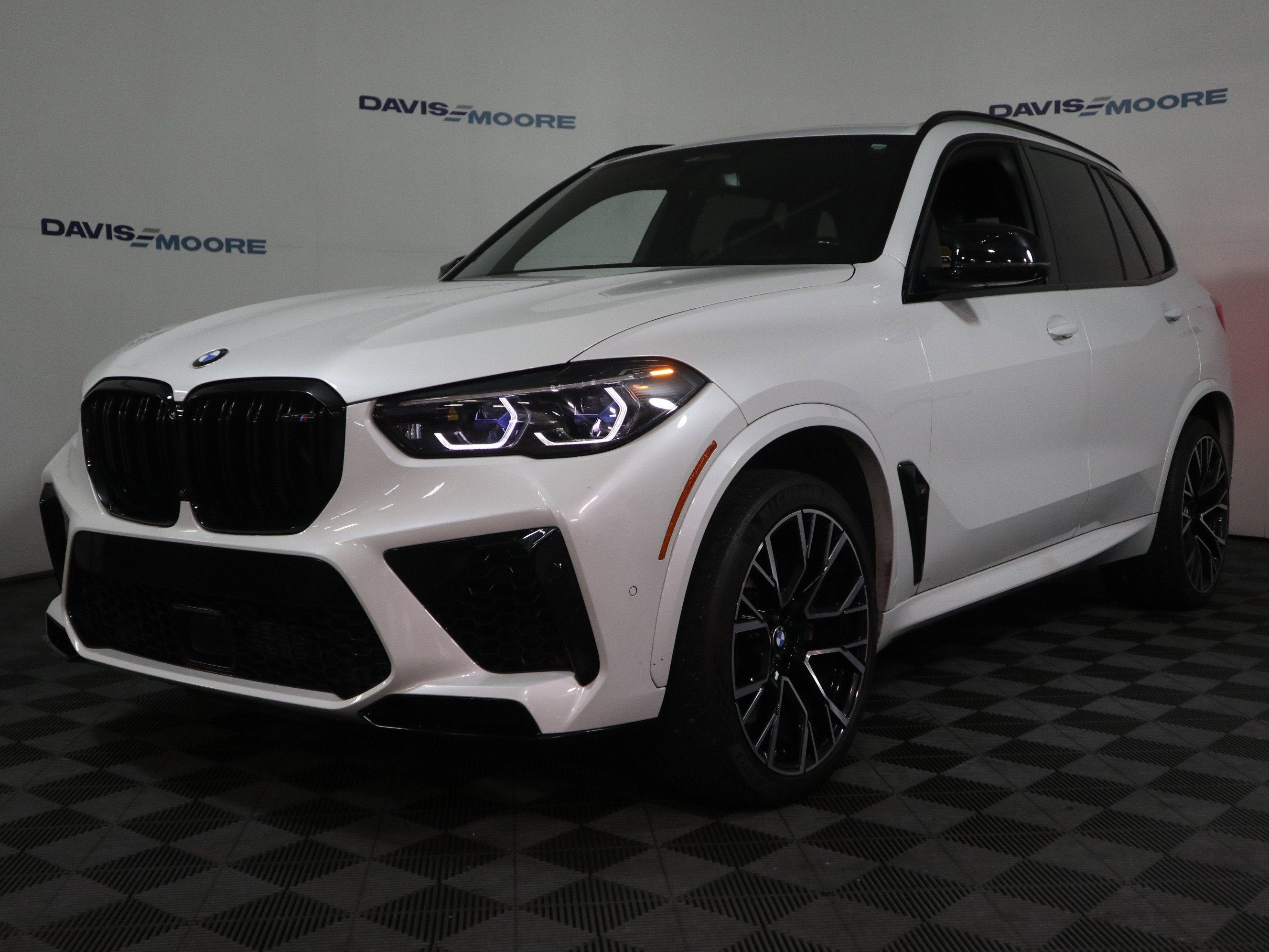 2022 BMW X5 M Base
