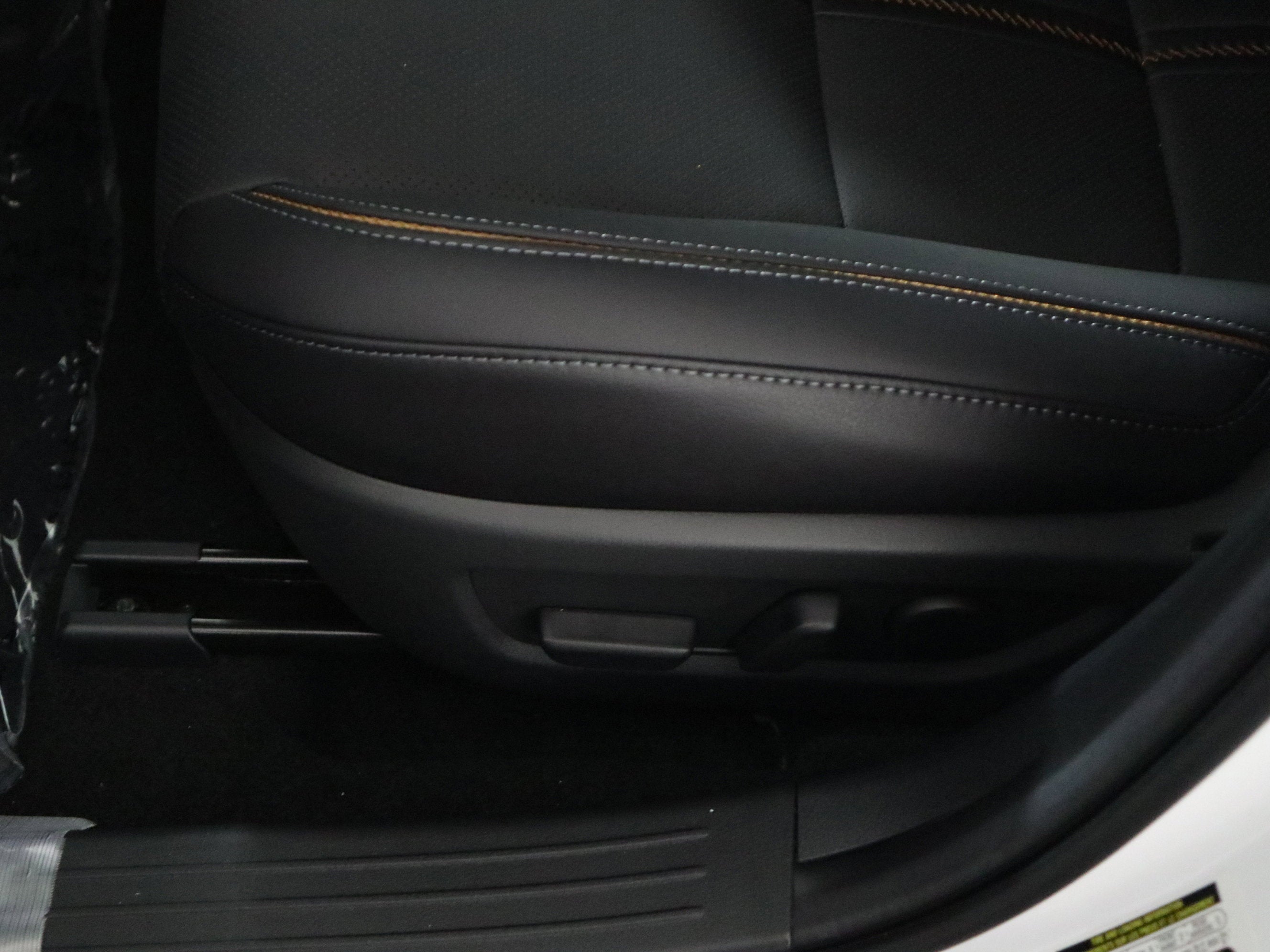 2025 Mazda Mazda CX-50 Hybrid Premium AWD