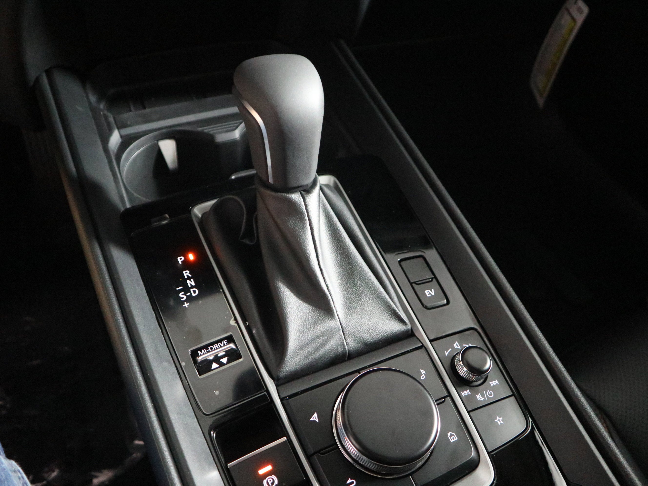 2025 Mazda Mazda CX-50 Hybrid Premium AWD