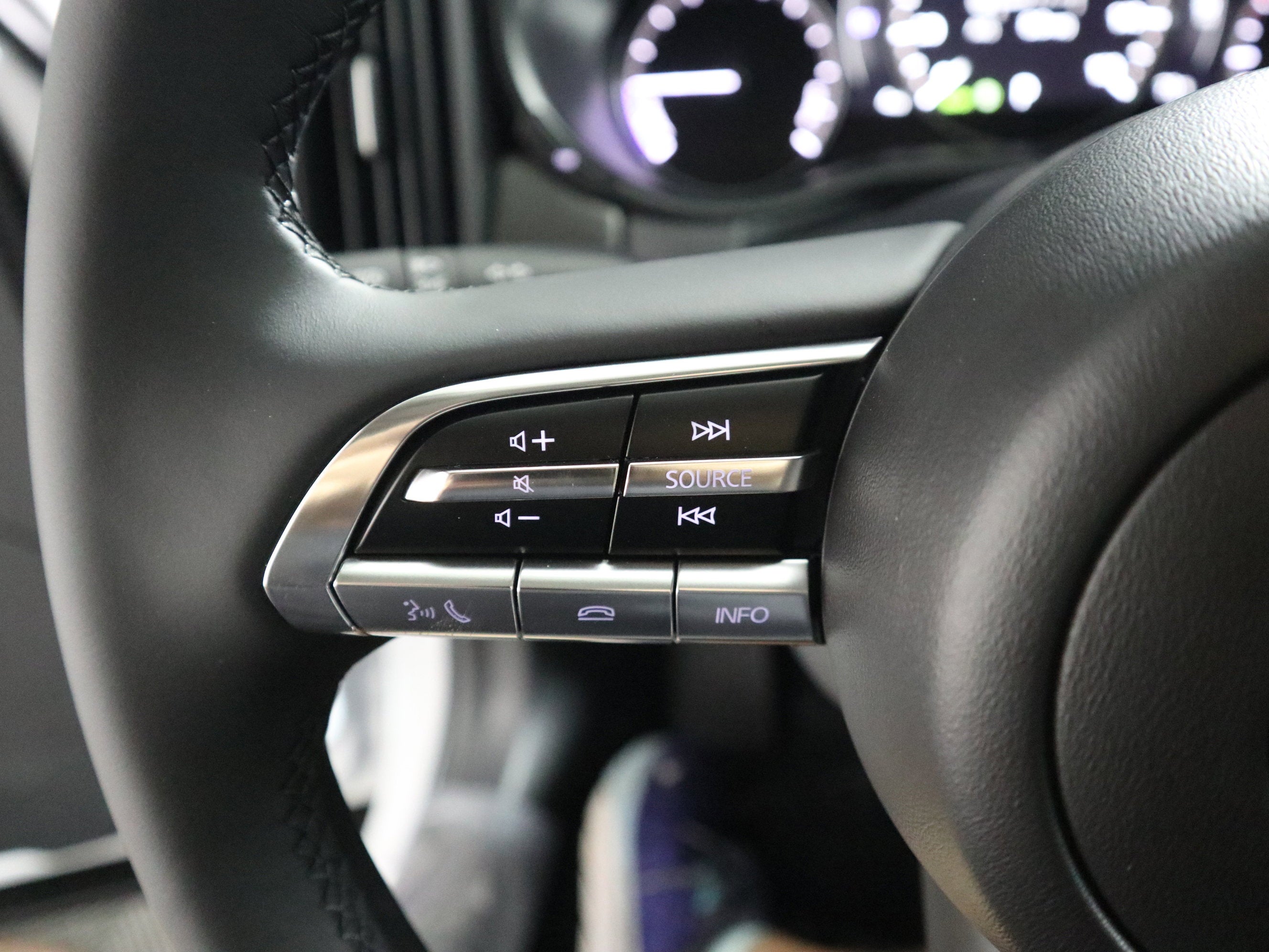 2025 Mazda Mazda CX-50 Hybrid Premium AWD