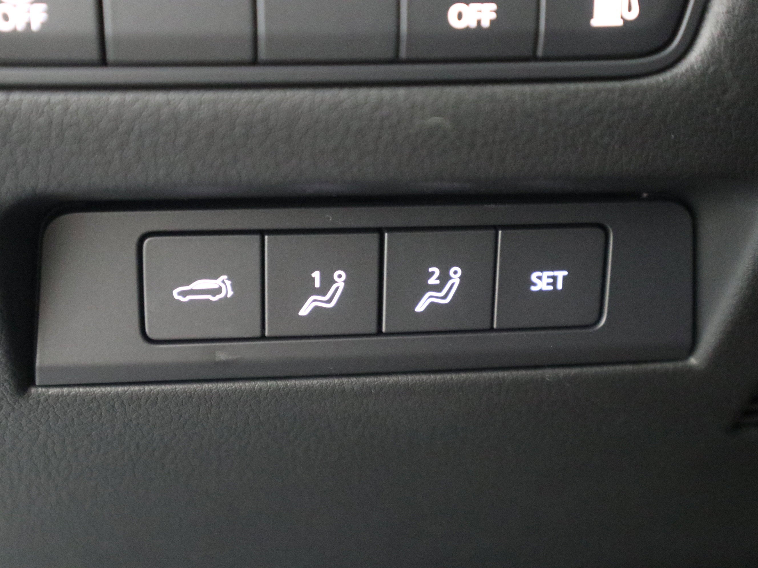 2025 Mazda Mazda CX-50 Hybrid Premium AWD