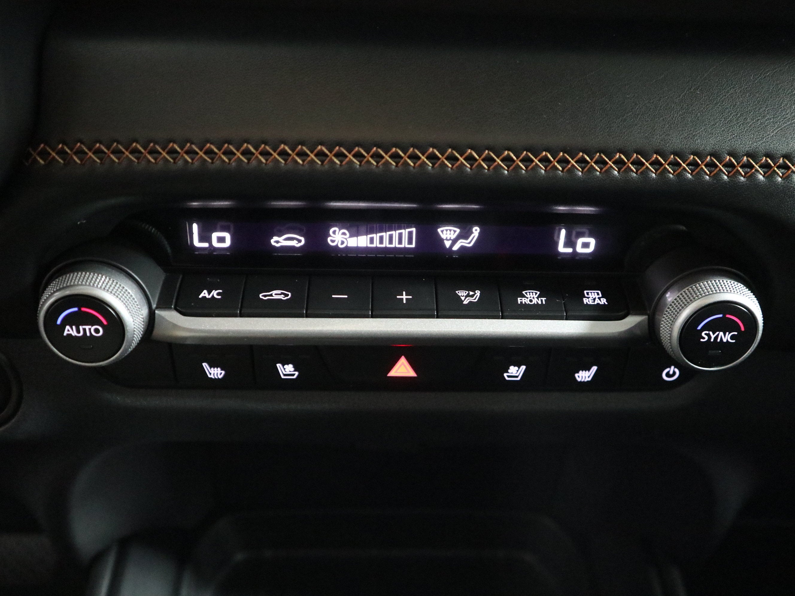 2026 Mazda Mazda CX-50 Hybrid Premium AWD
