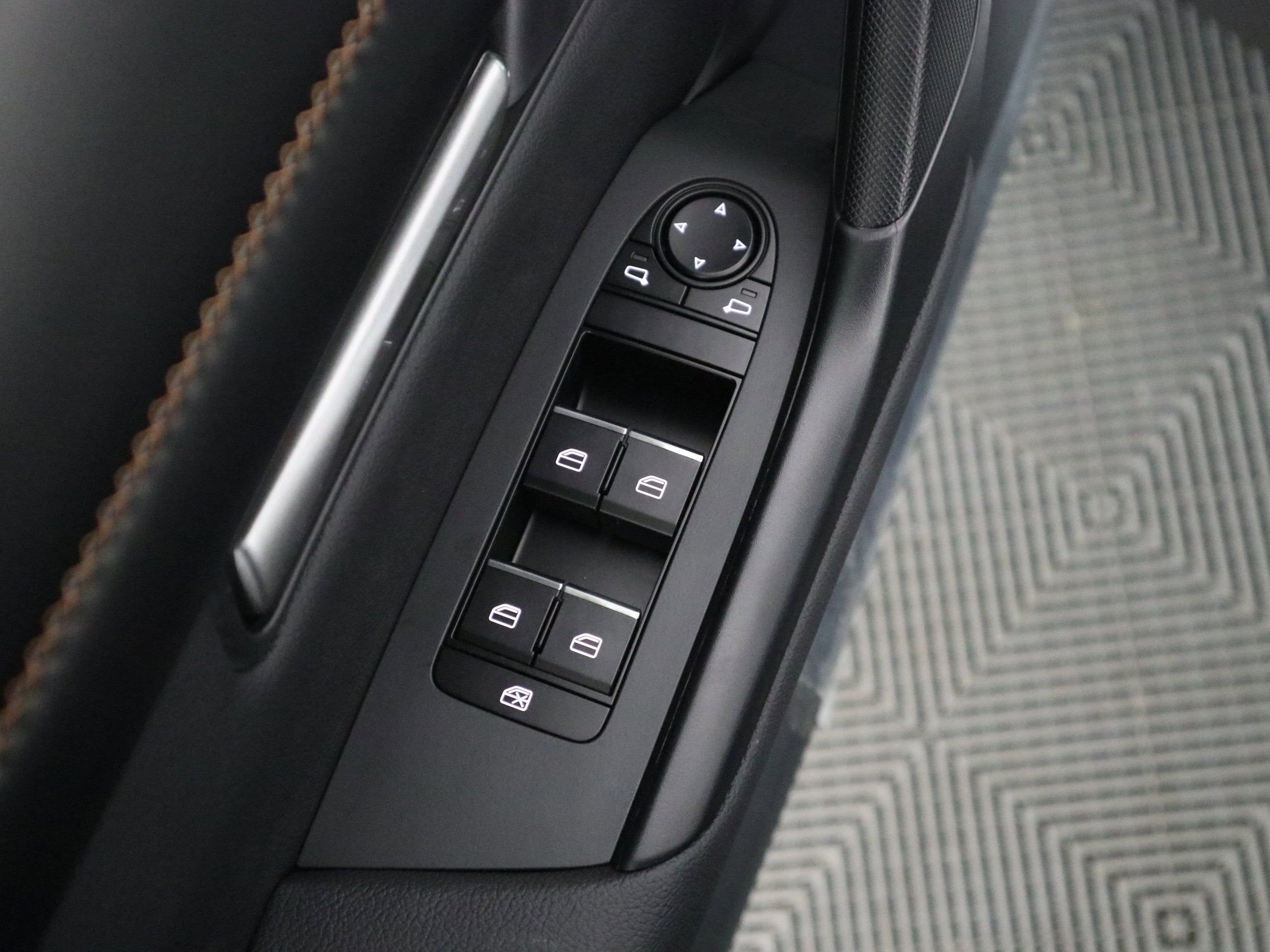 2026 Mazda Mazda CX-50 HEV Premium AWD