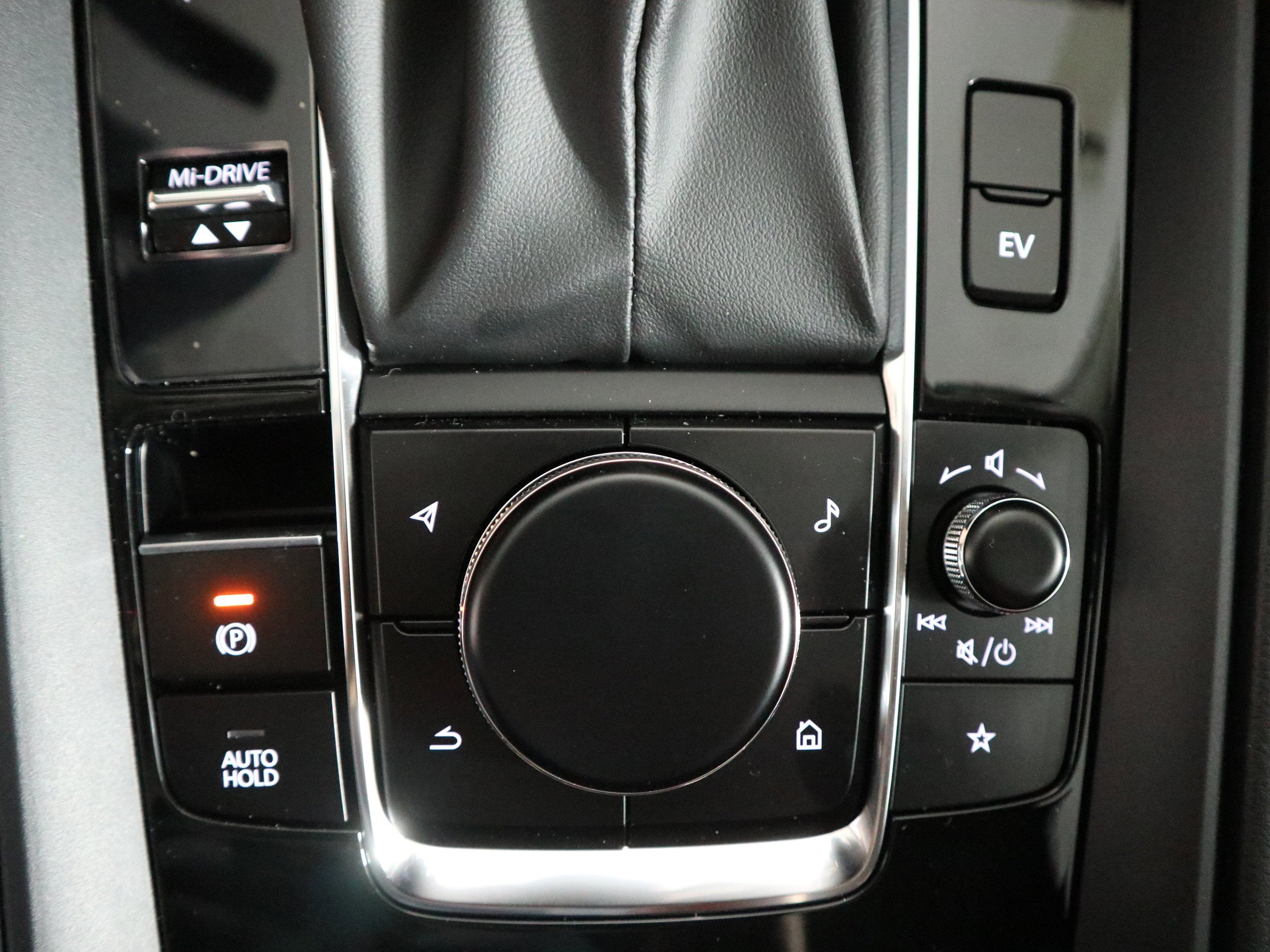 2026 Mazda Mazda CX-50 Hybrid Premium Plus AWD