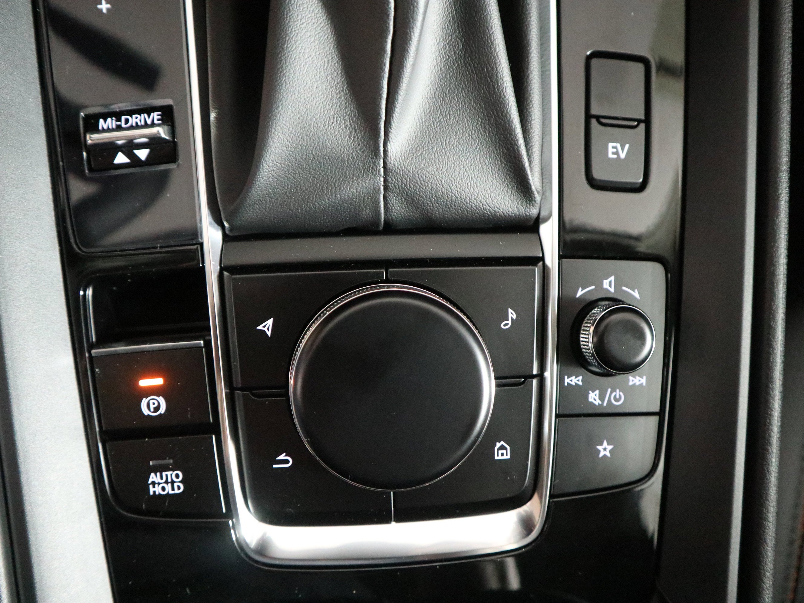 2026 Mazda Mazda CX-50 Hybrid Premium Plus AWD