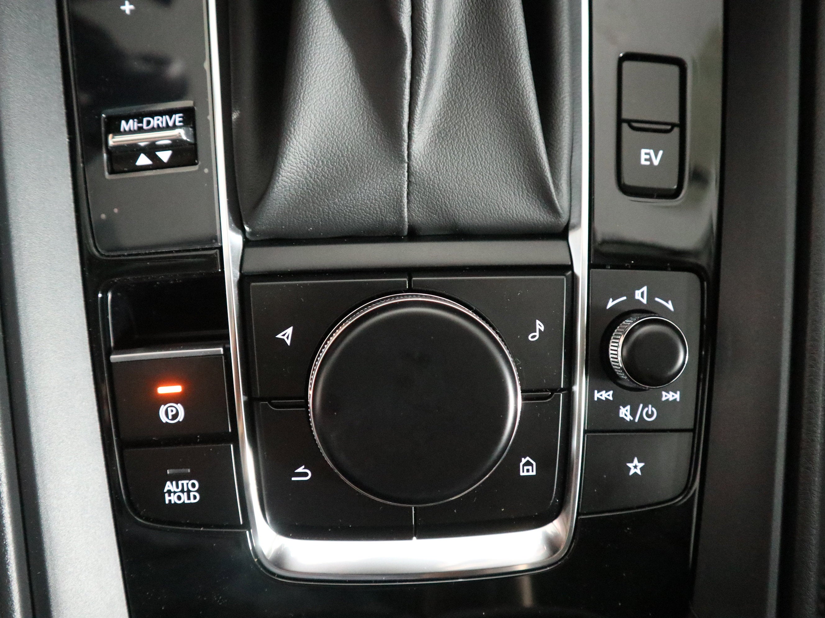 2026 Mazda Mazda CX-50 Hybrid Premium Plus AWD