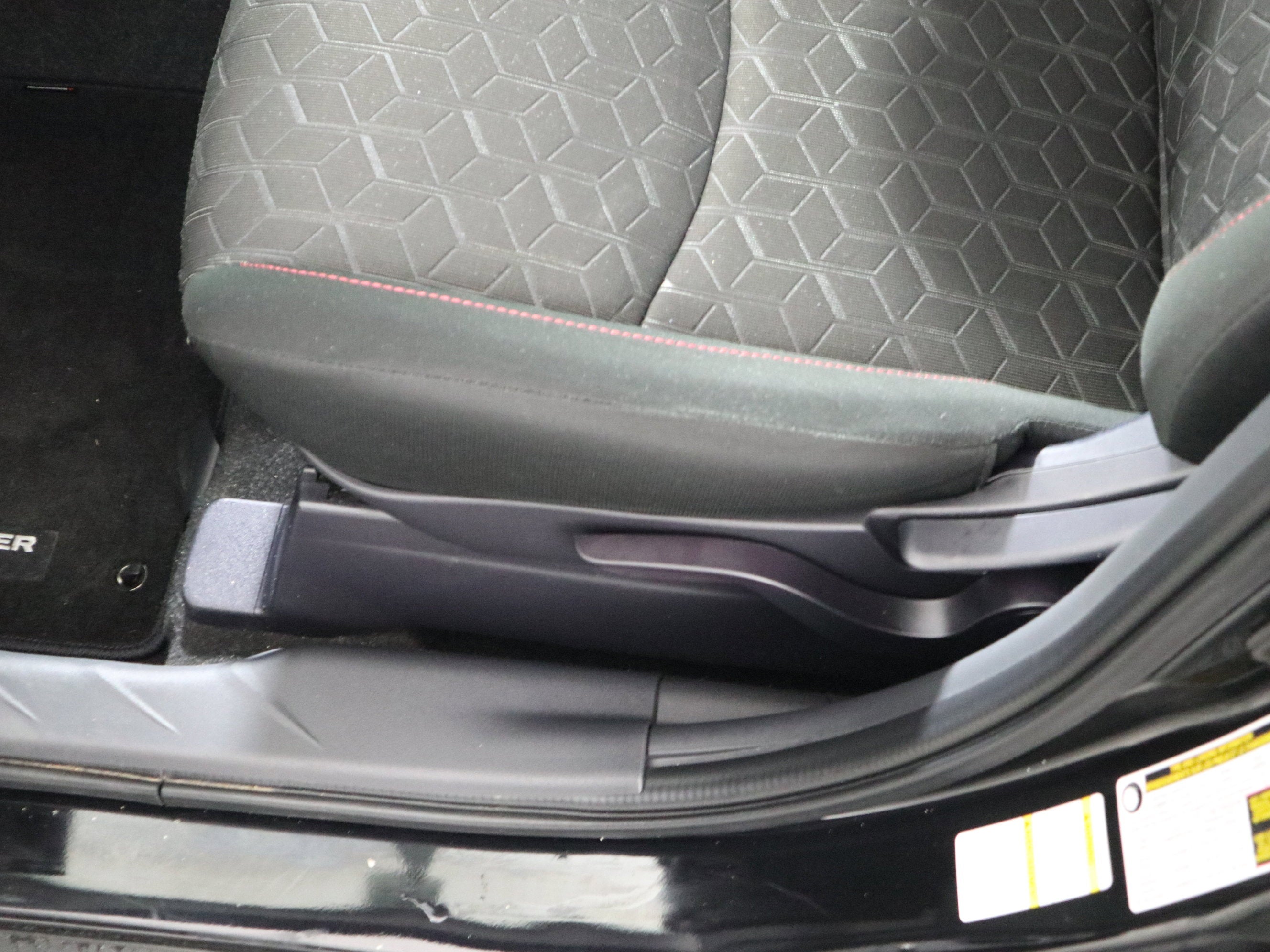 2024 Mitsubishi Outlander Sport LE