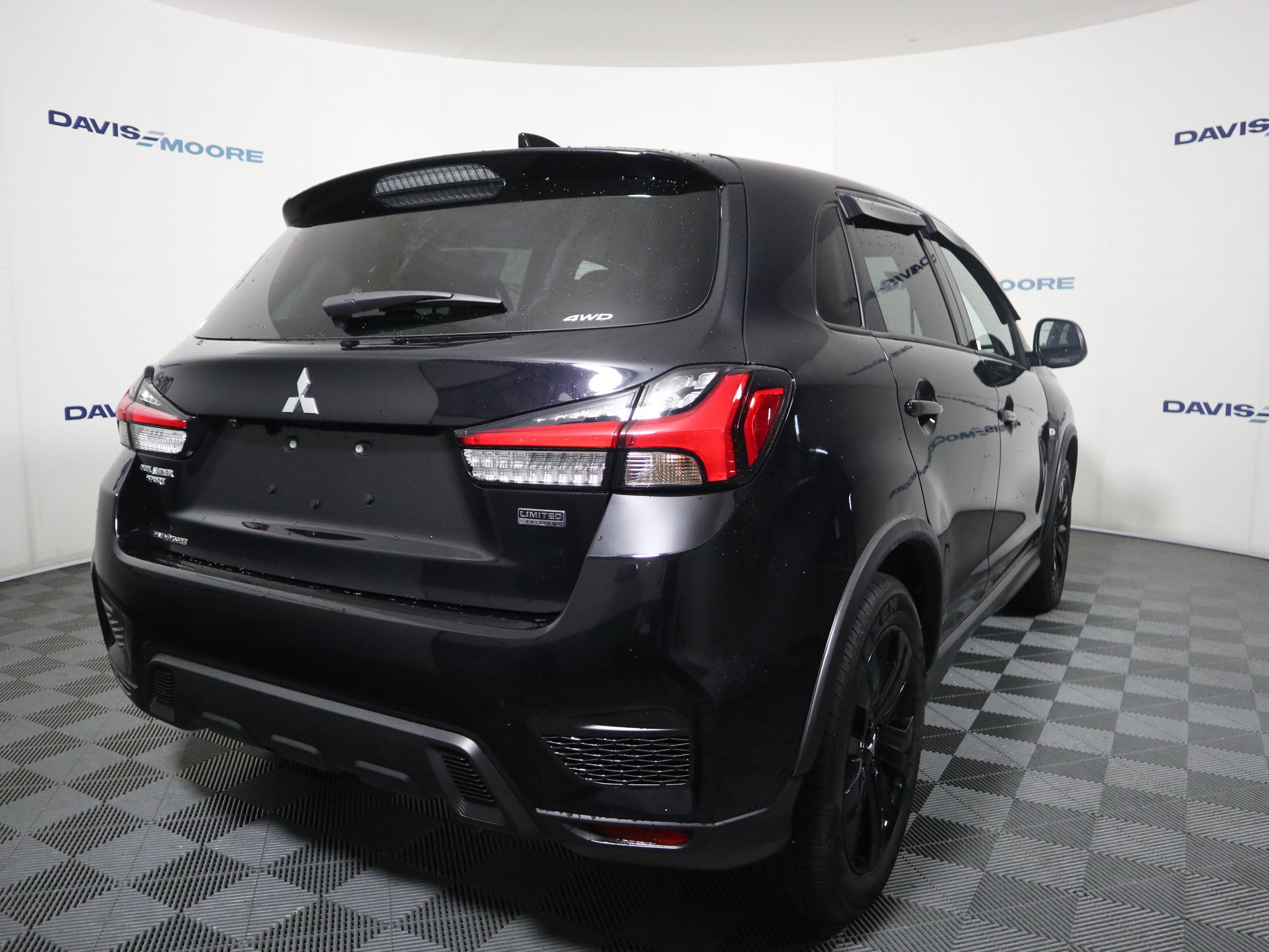 2024 Mitsubishi Outlander Sport LE